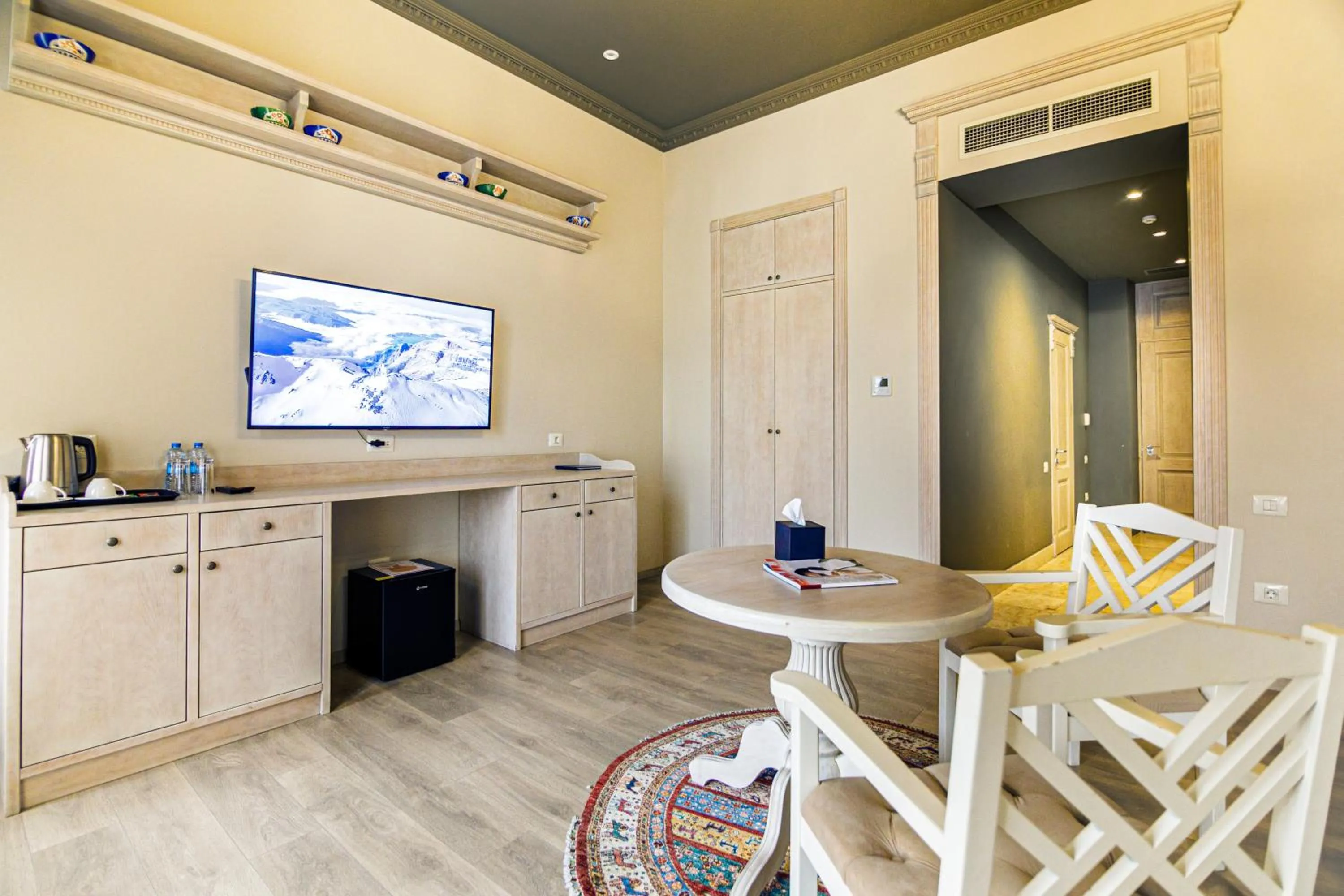 TV and multimedia in Art Club