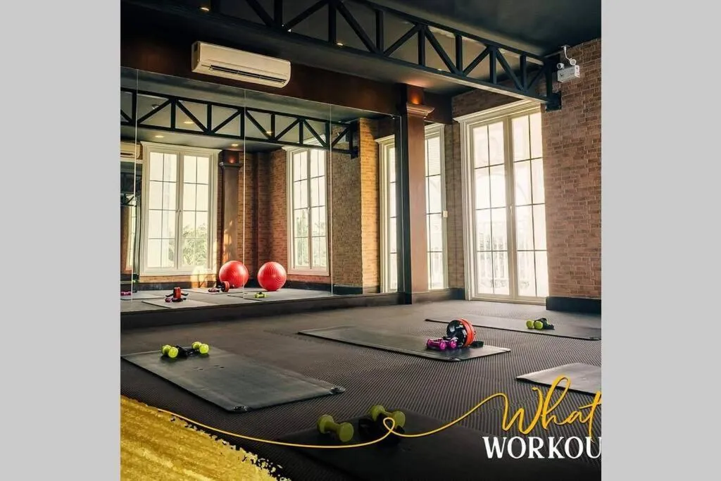 Grand florida Seaview-1BR-Step to jomtien beach