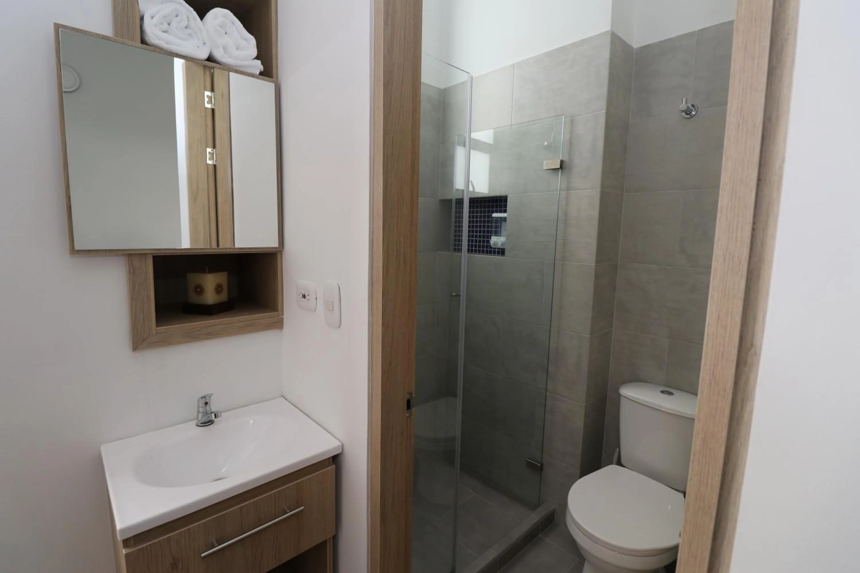 Toilet in Normandía Tower