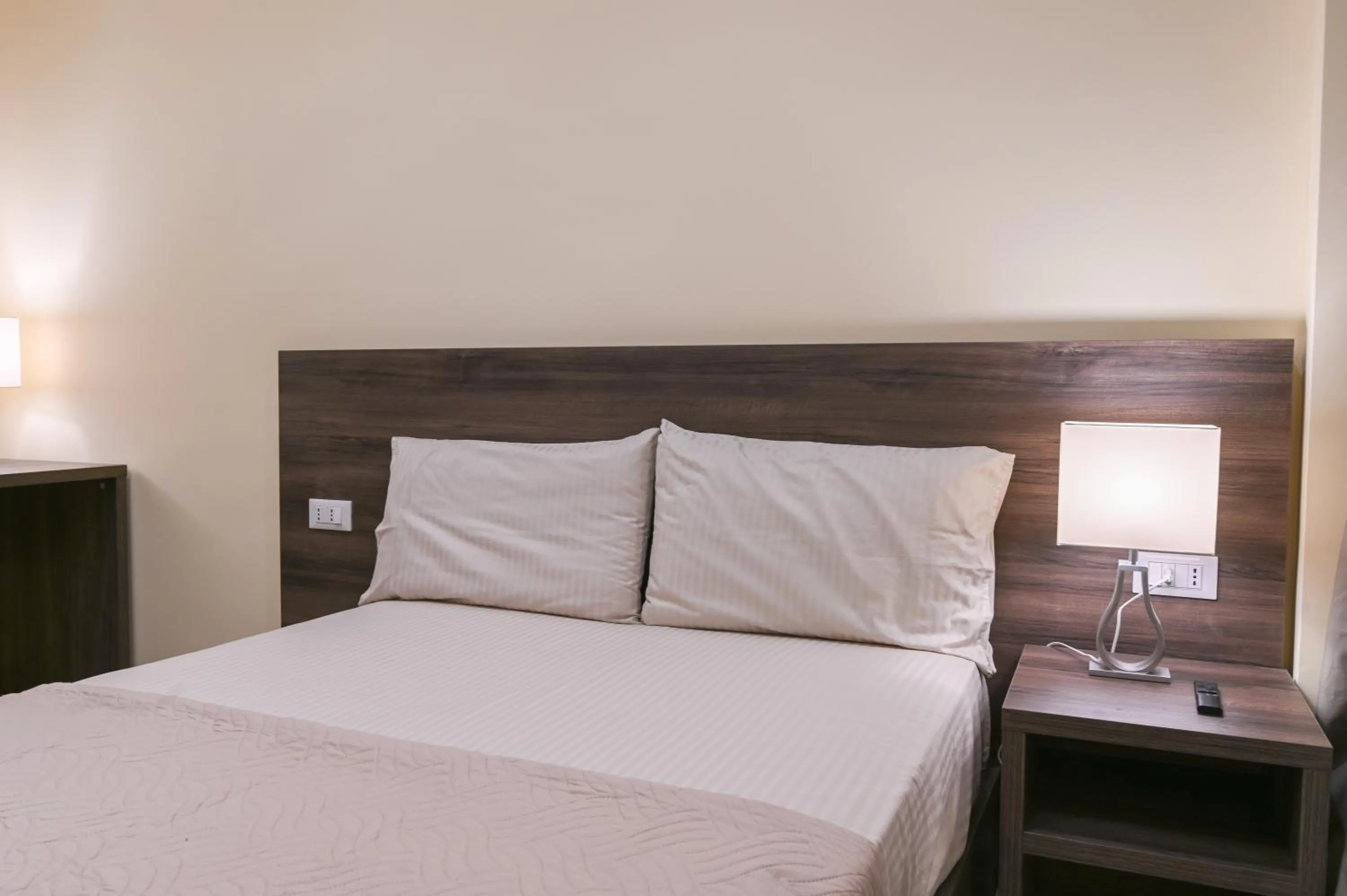 Bed in ADRIA Luxury Residence - Centro Trieste