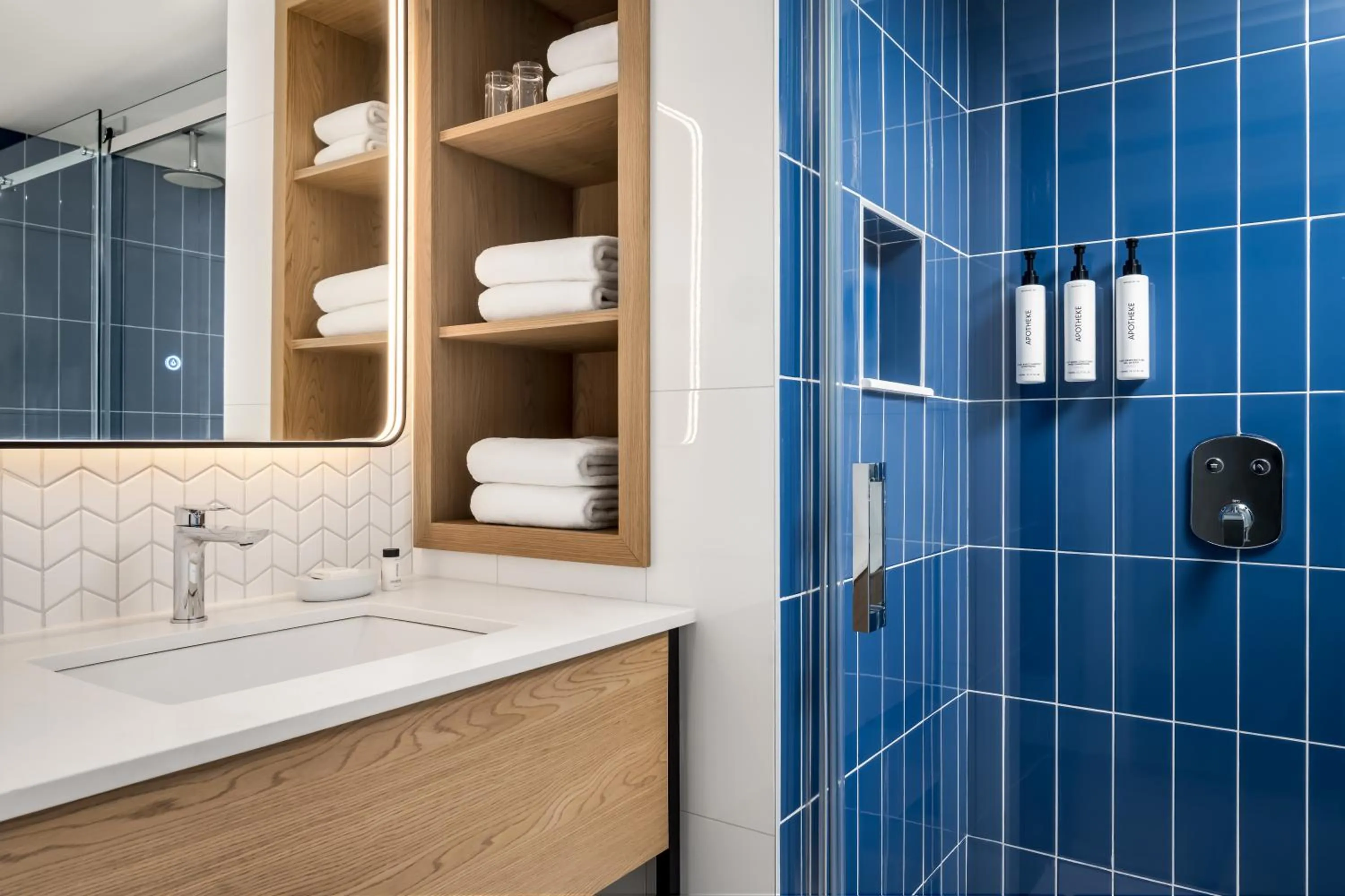 Bathroom in Mont Gabriel, Sainte-Adèle, a Tribute Portfolio Resort