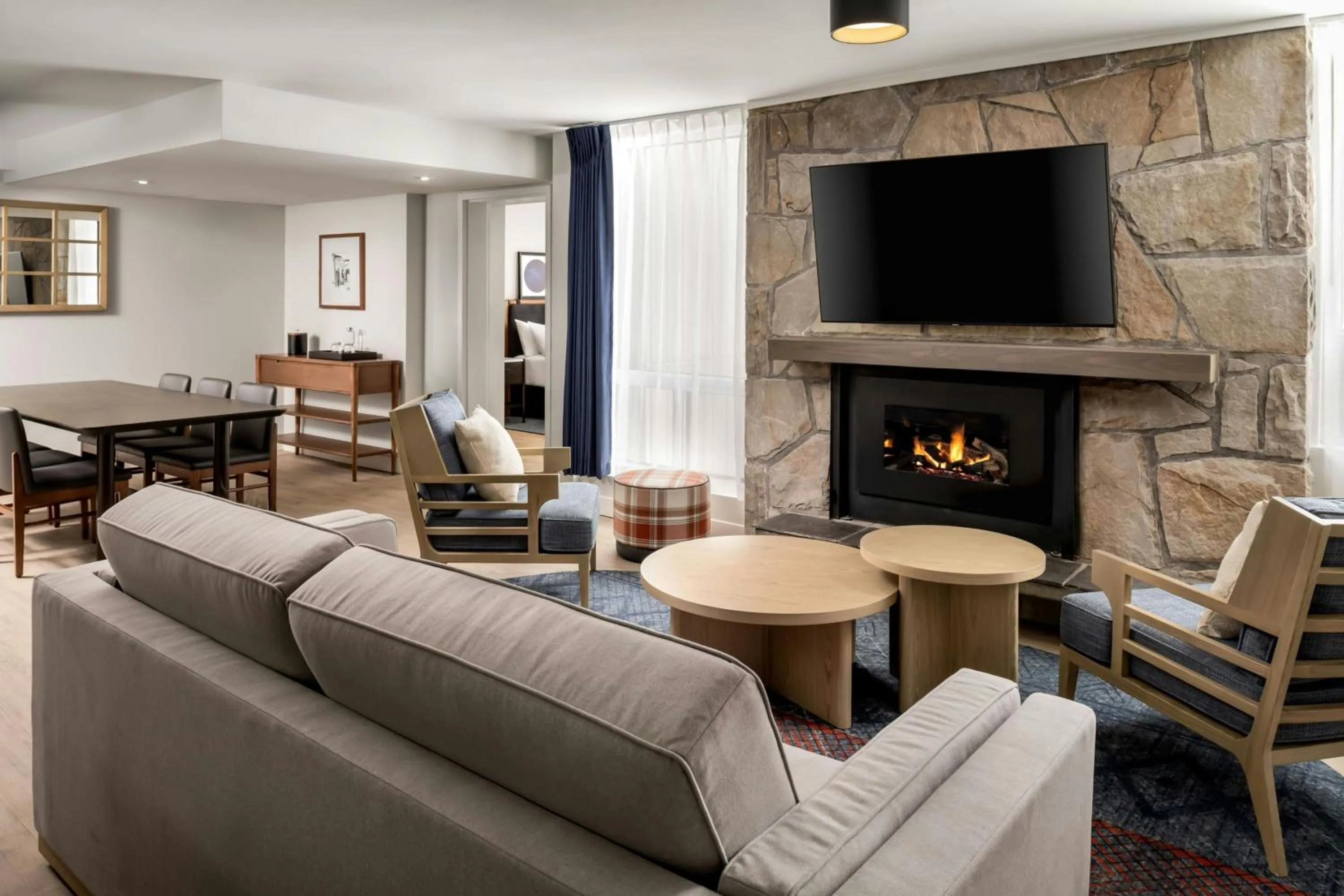 Photo of the whole room in Mont Gabriel, Sainte-Adèle, a Tribute Portfolio Resort