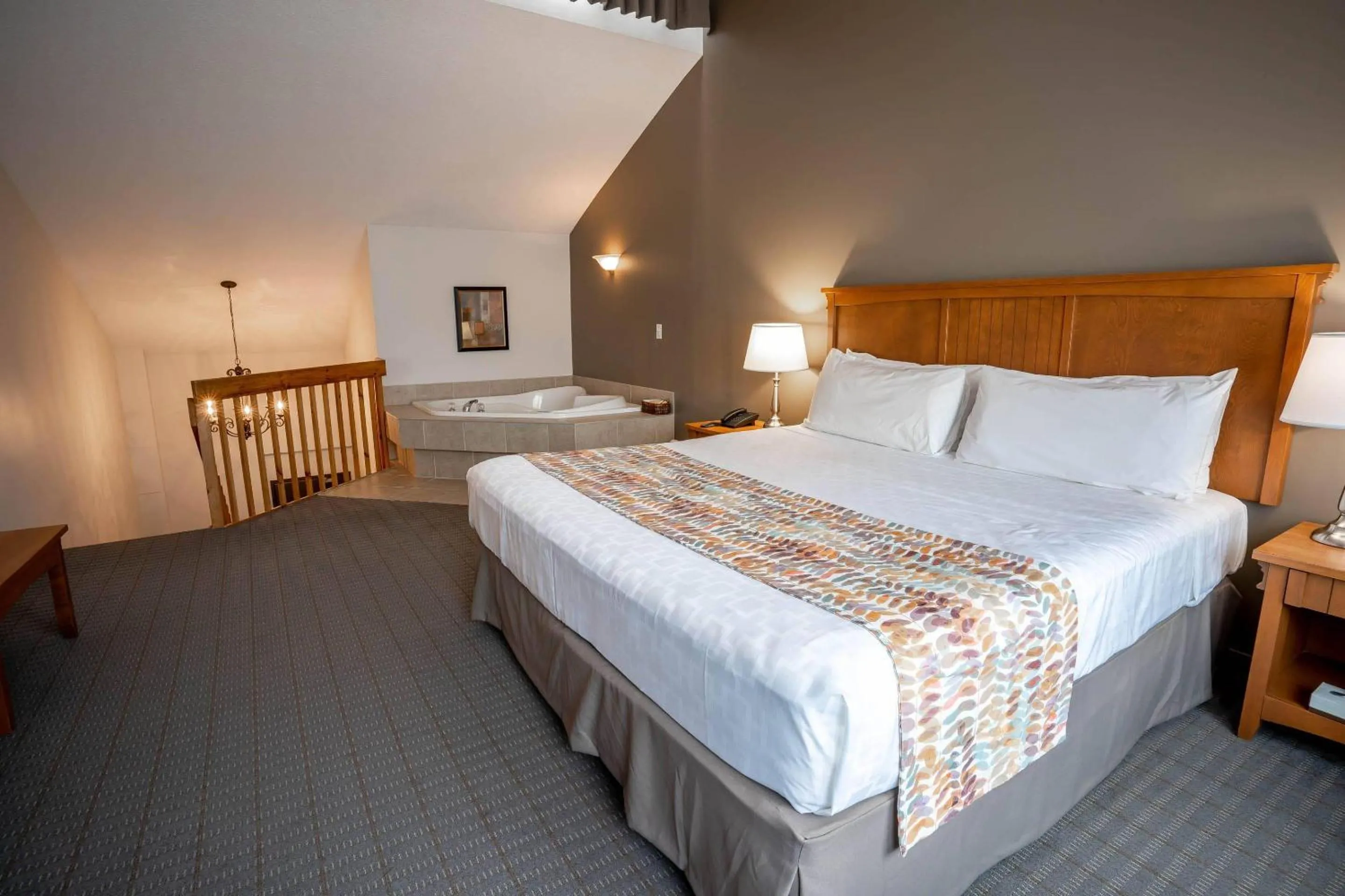 Bedroom, Bed in Hotel Cheribourg, an Ascend Collection Hotel