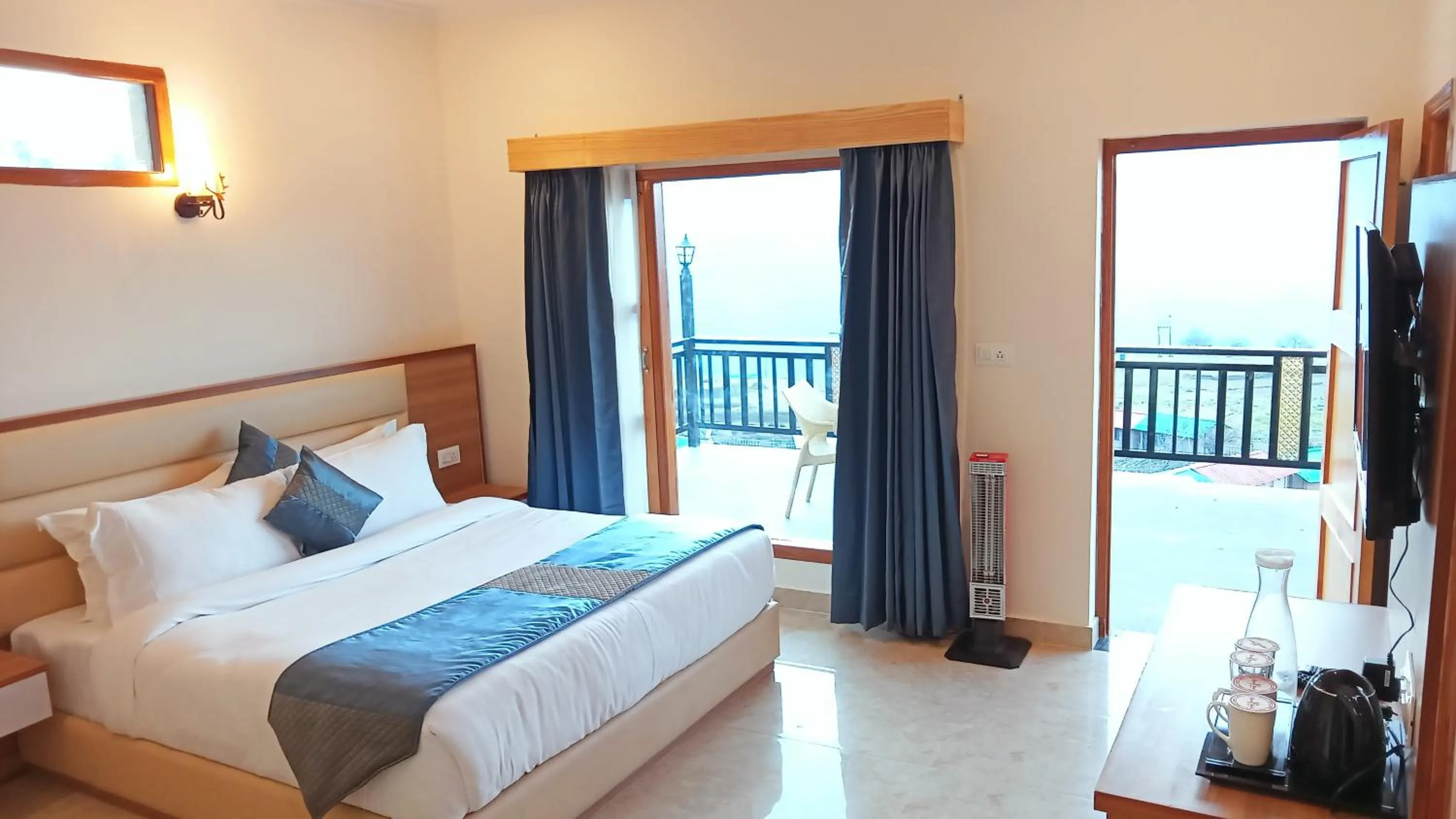 Bed in Hotel Alpine Musk