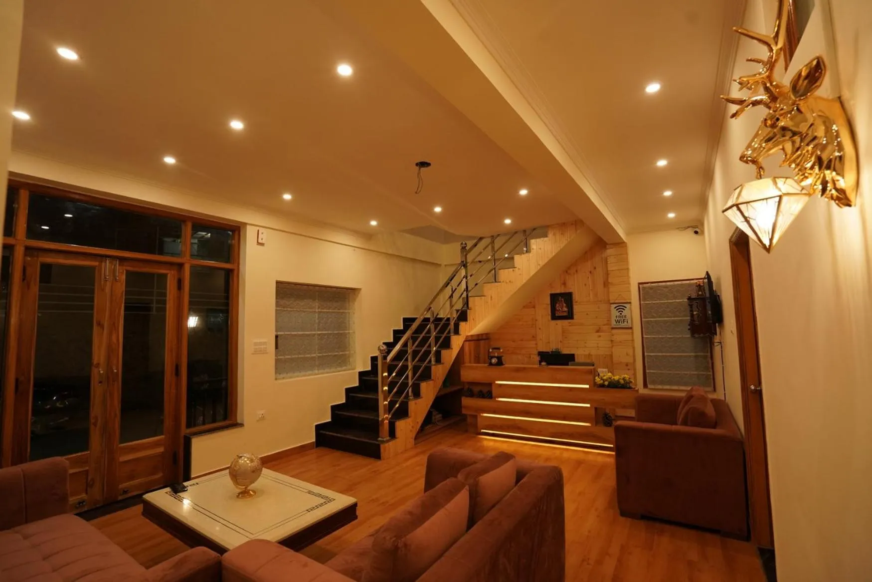 Seating area in Hotel Alpine Musk