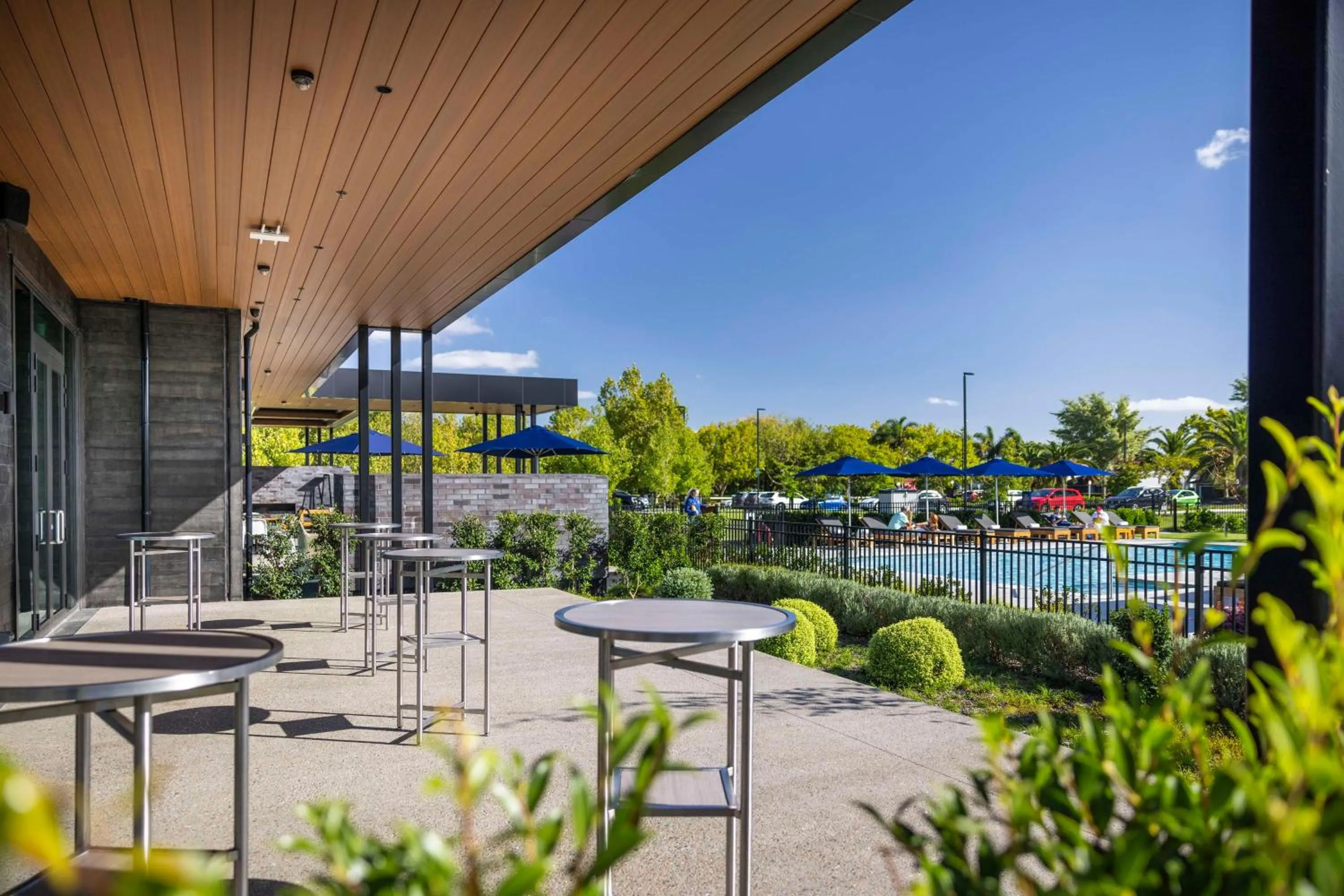 Patio in DoubleTree By Hilton Auckland Karaka