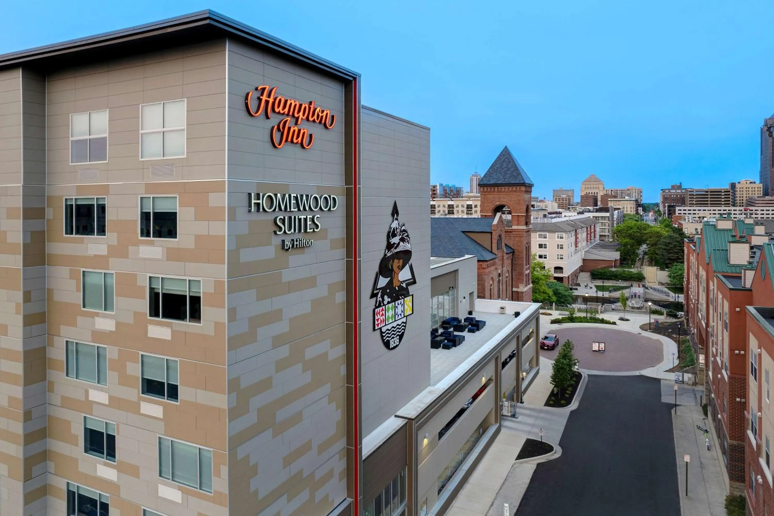 Property building in Homewood Suites by Hilton Indianapolis Downtown IUPUI