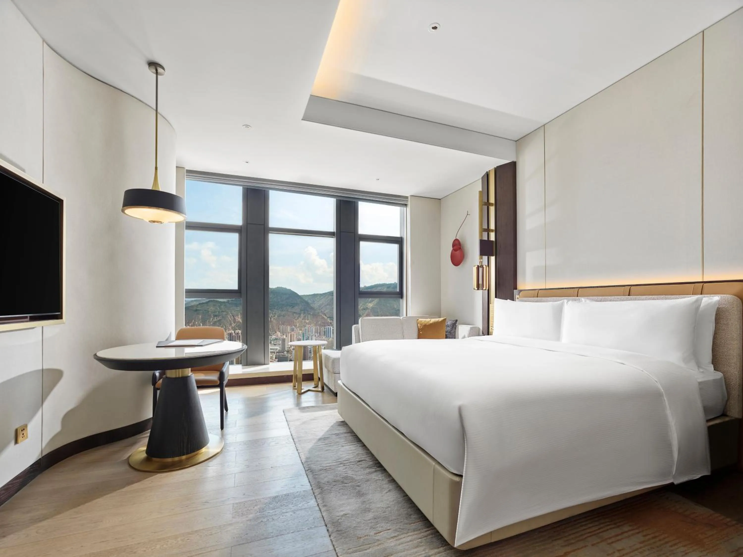 Bed in Hilton Lanzhou City Center