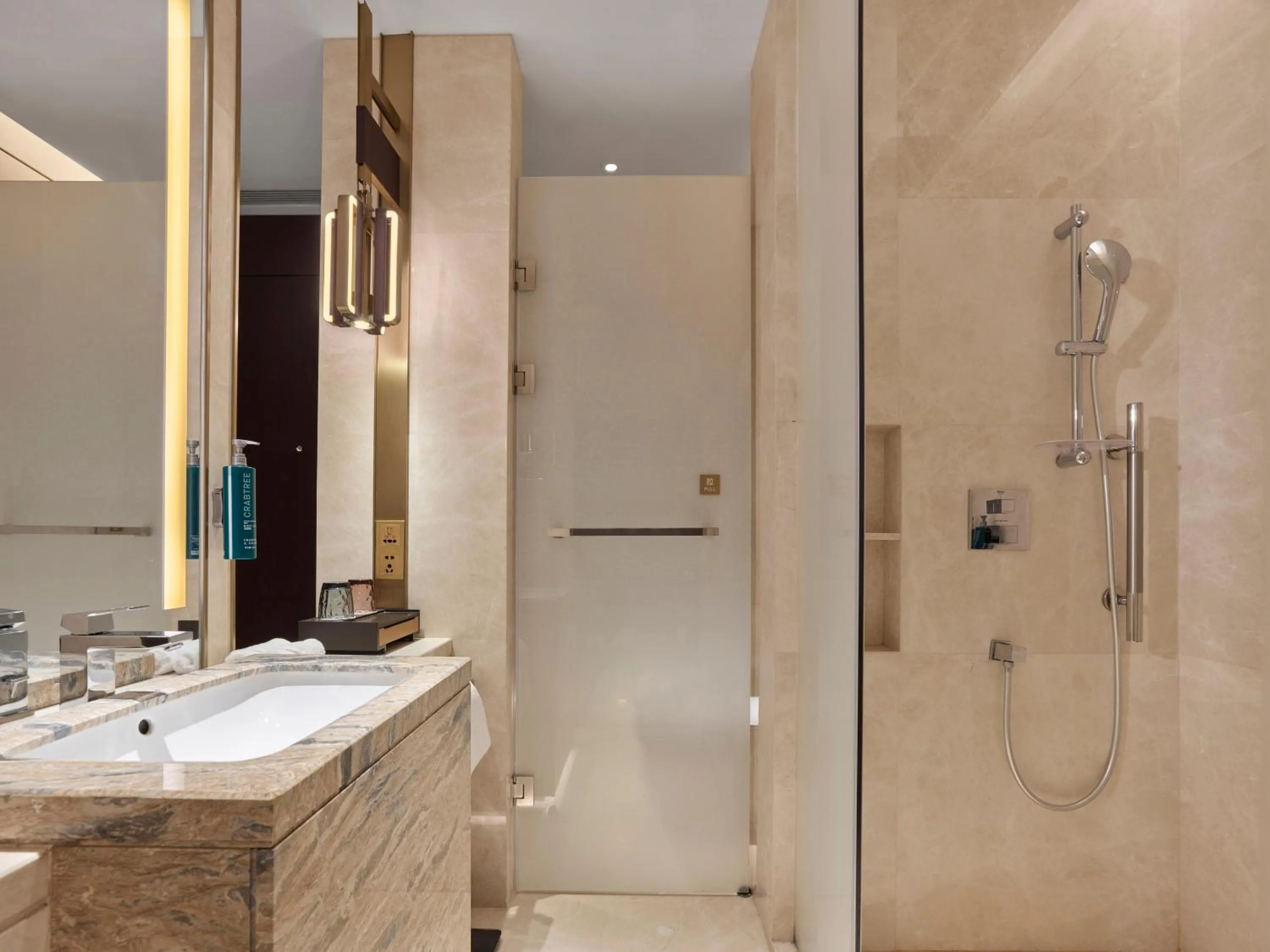 Toilet in Hilton Lanzhou City Center