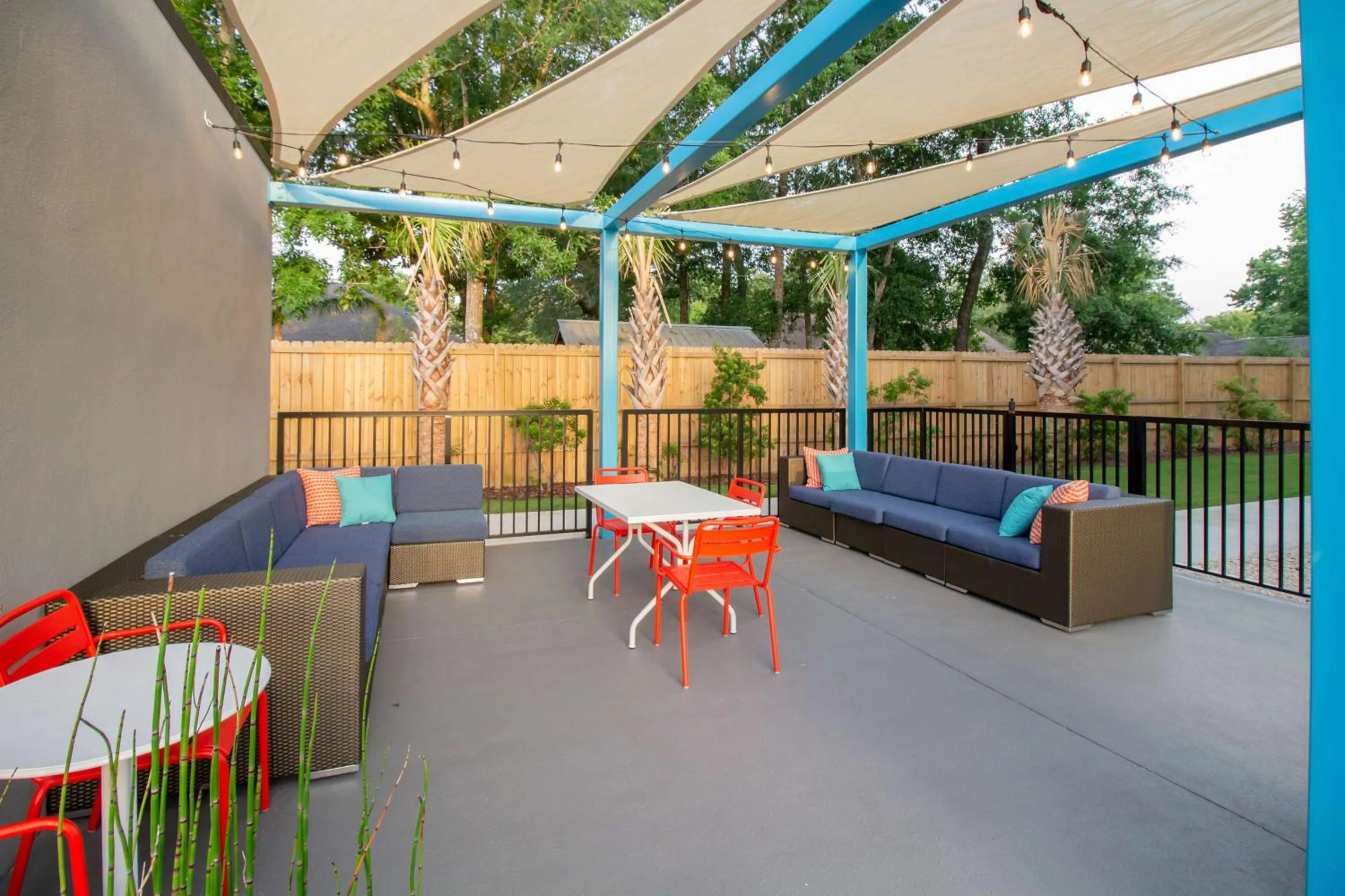 Patio in Tru By Hilton Niceville, Fl