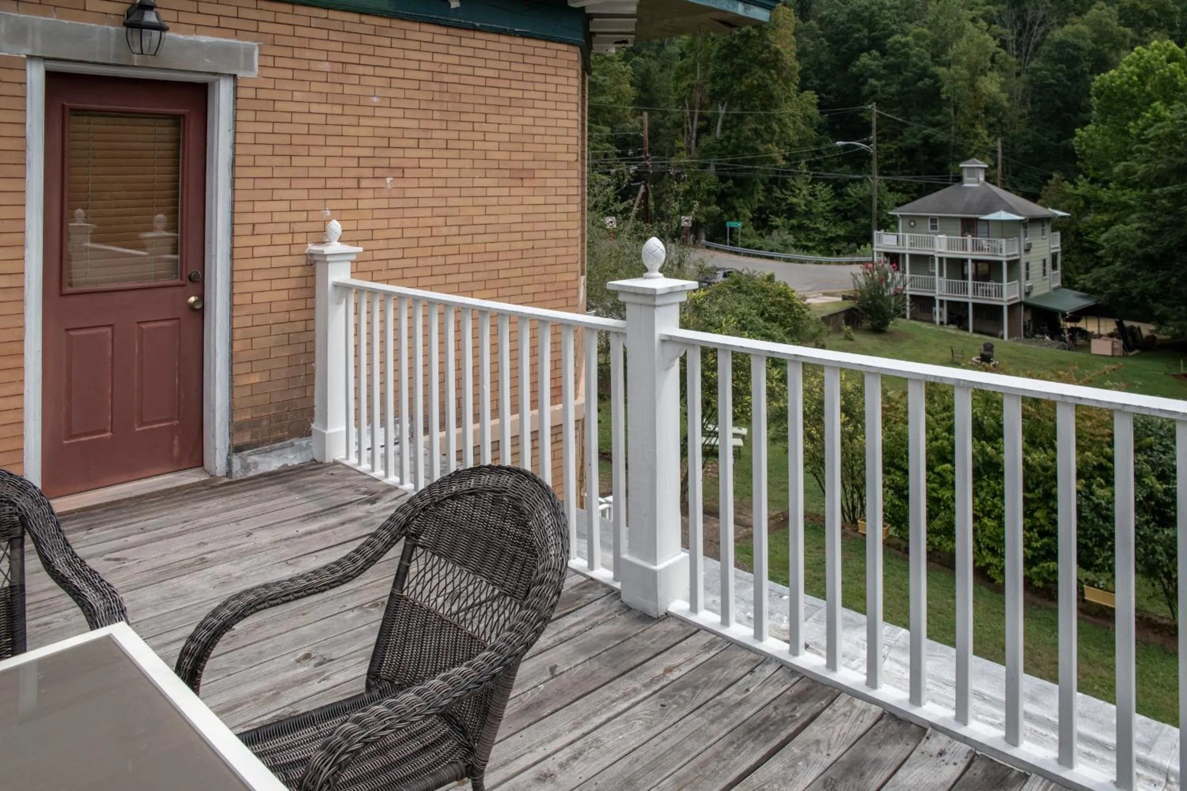 Elk River Hotel & Cafe