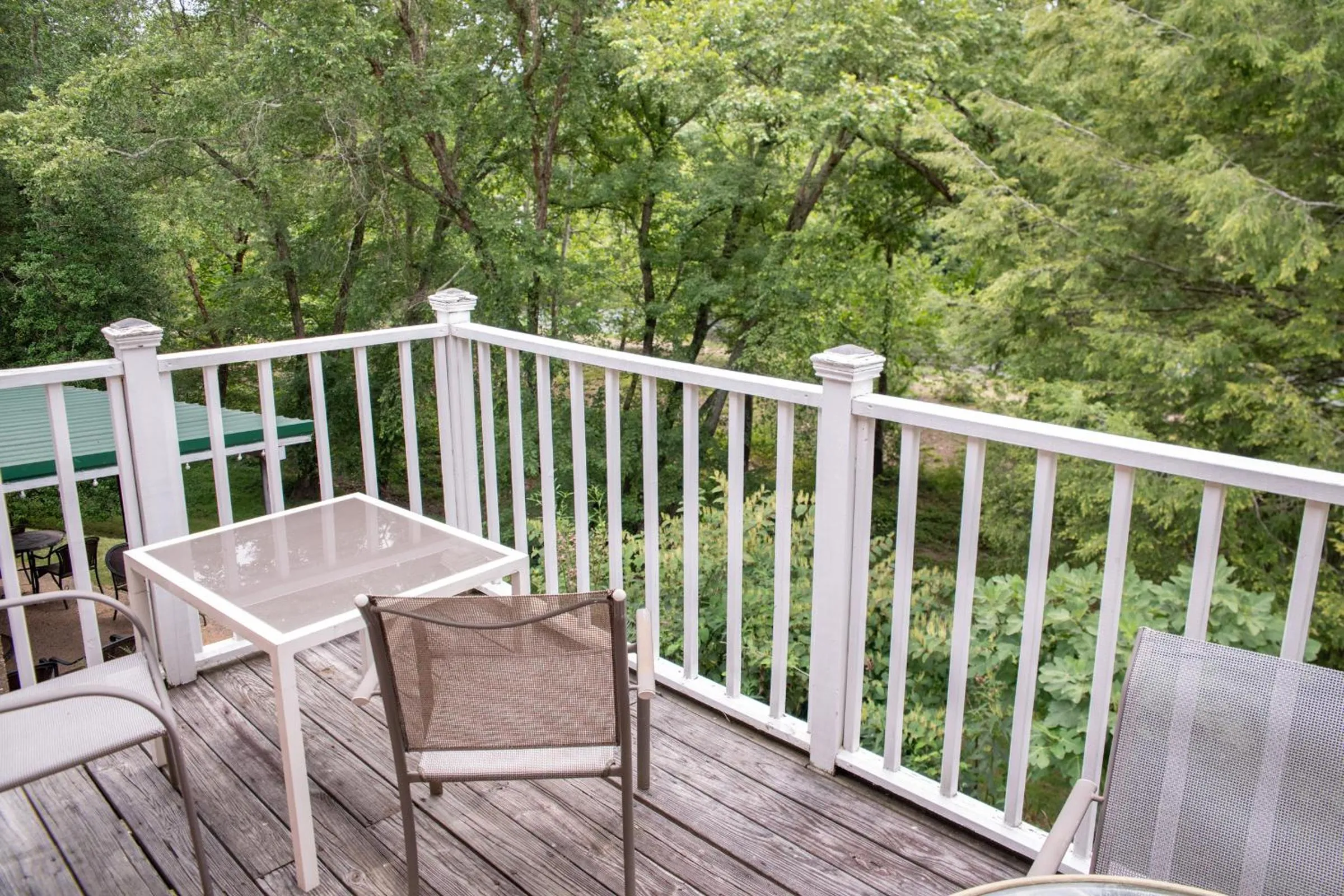 Elk River Hotel & Cafe