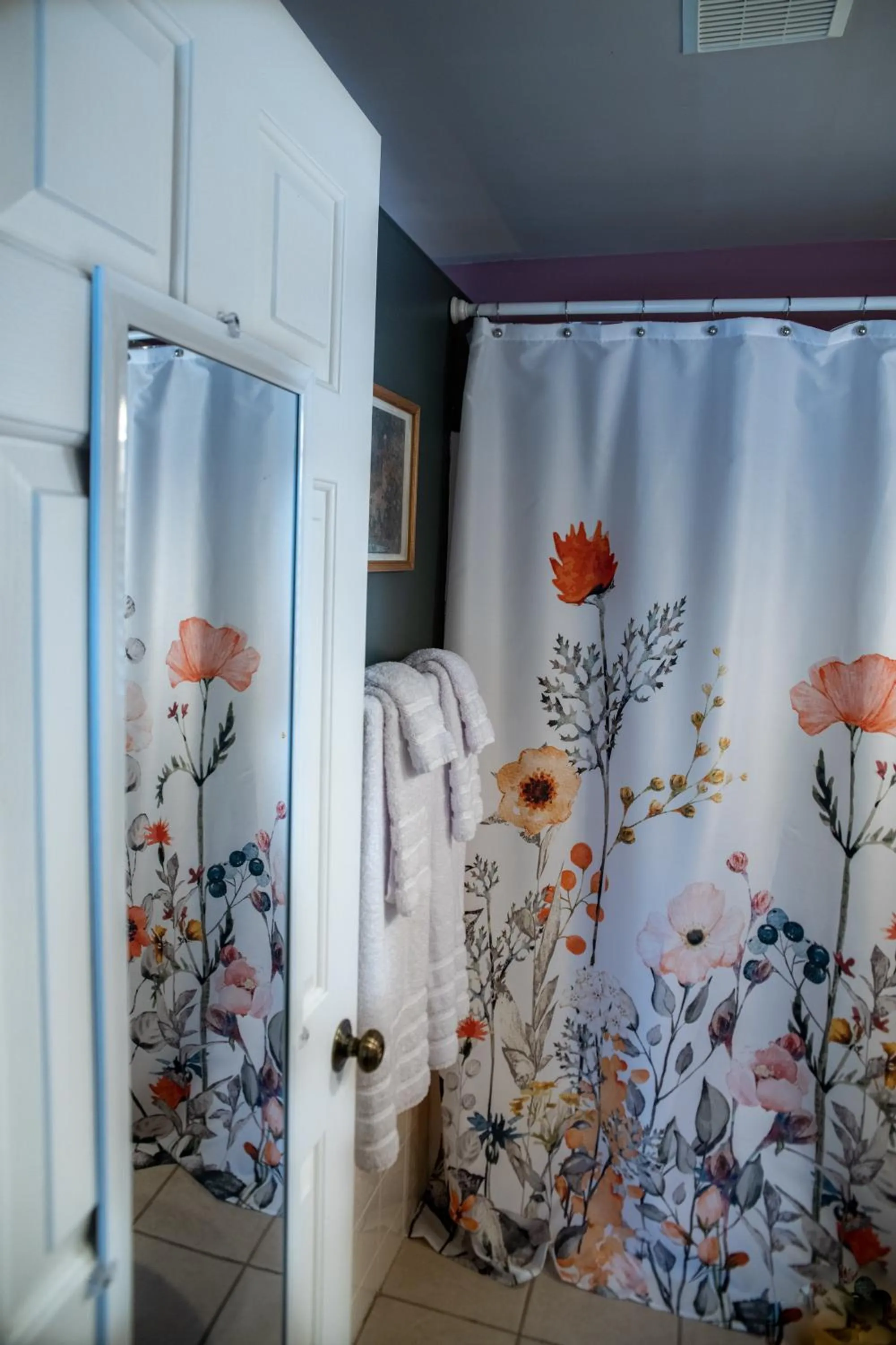 Elk River Hotel & Cafe