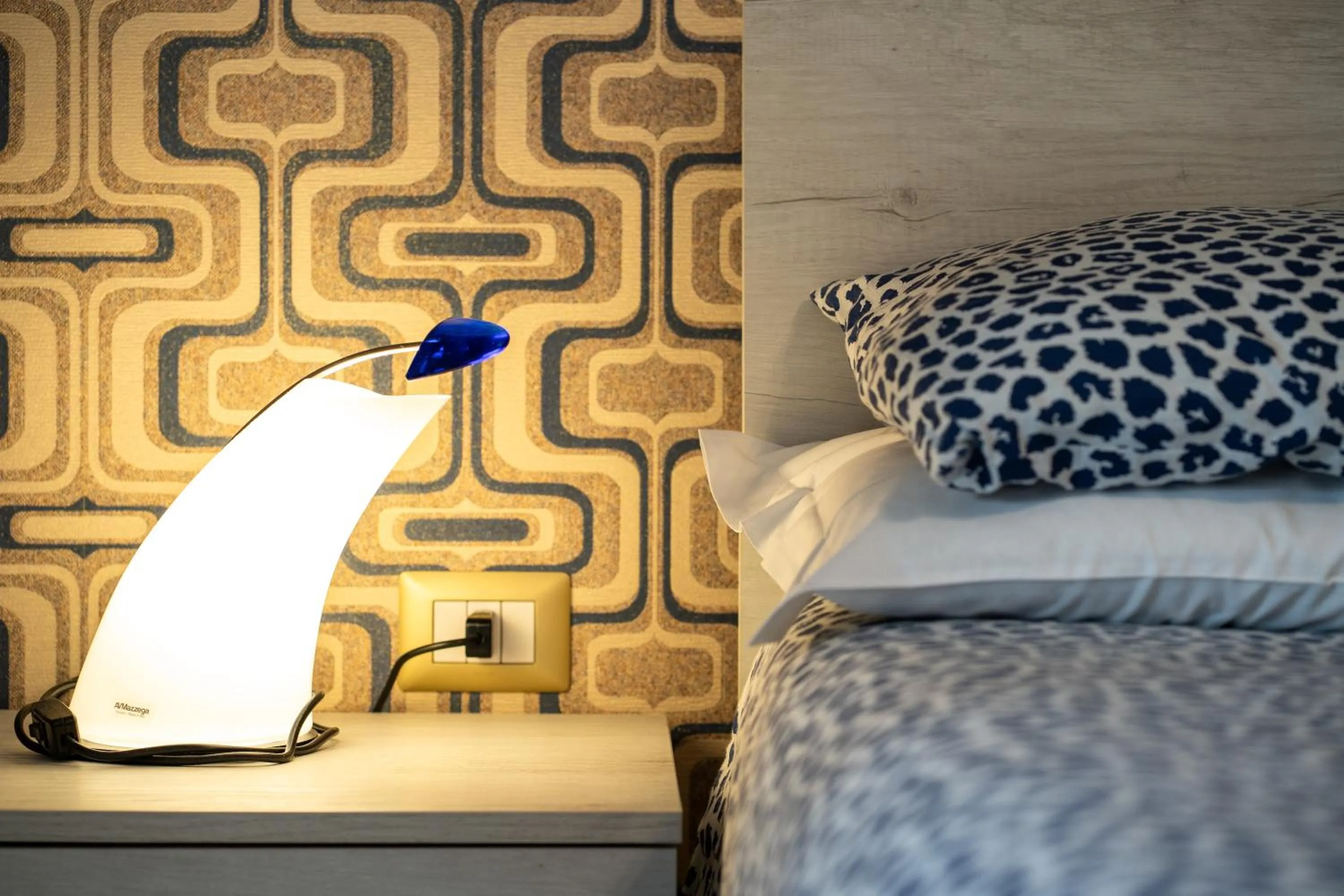 Bed in AJ Suite and Breakfast