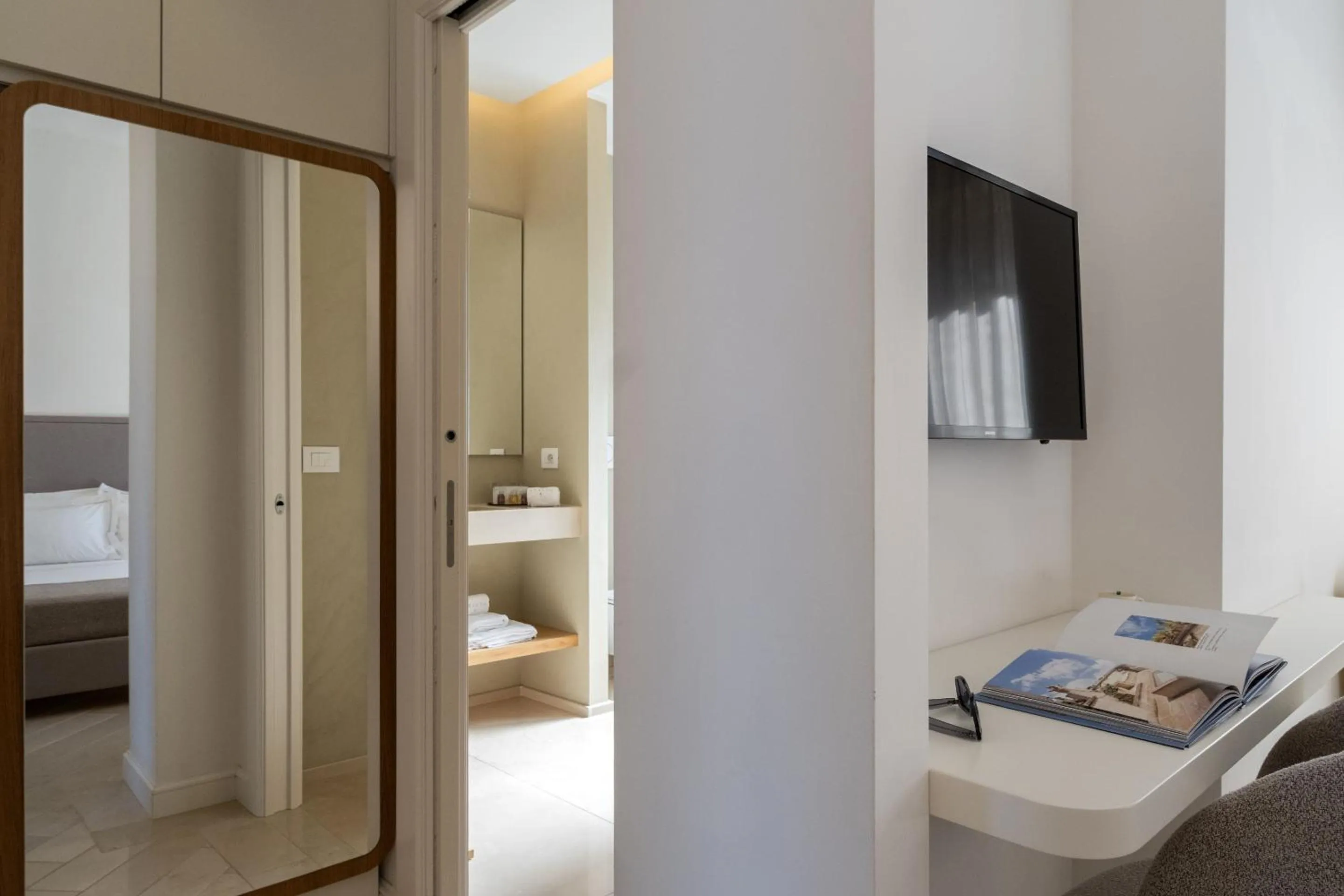 Bedroom, Bed in Abalto Suites & Rooms