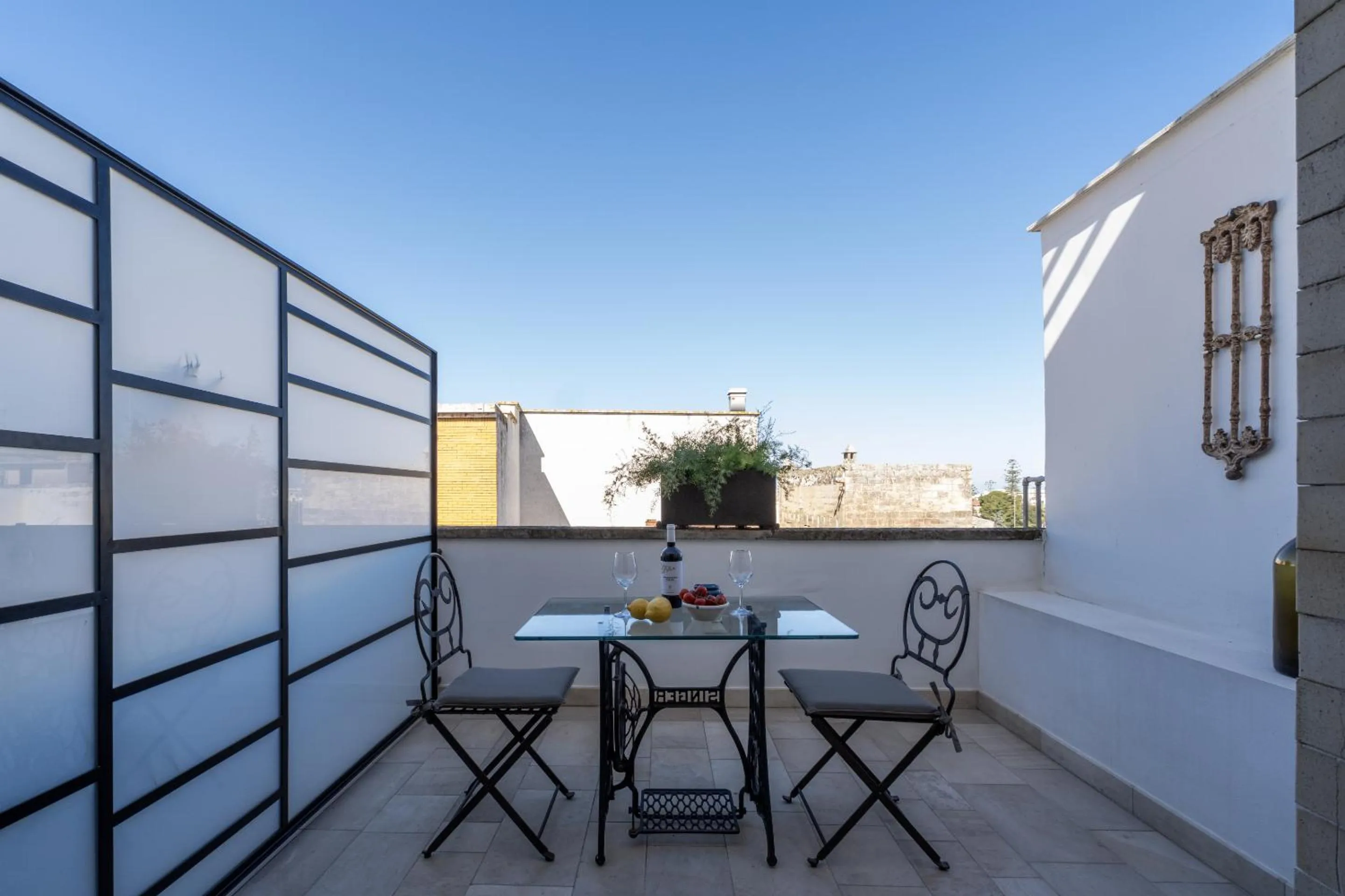 Patio in Abalto Suites & Rooms