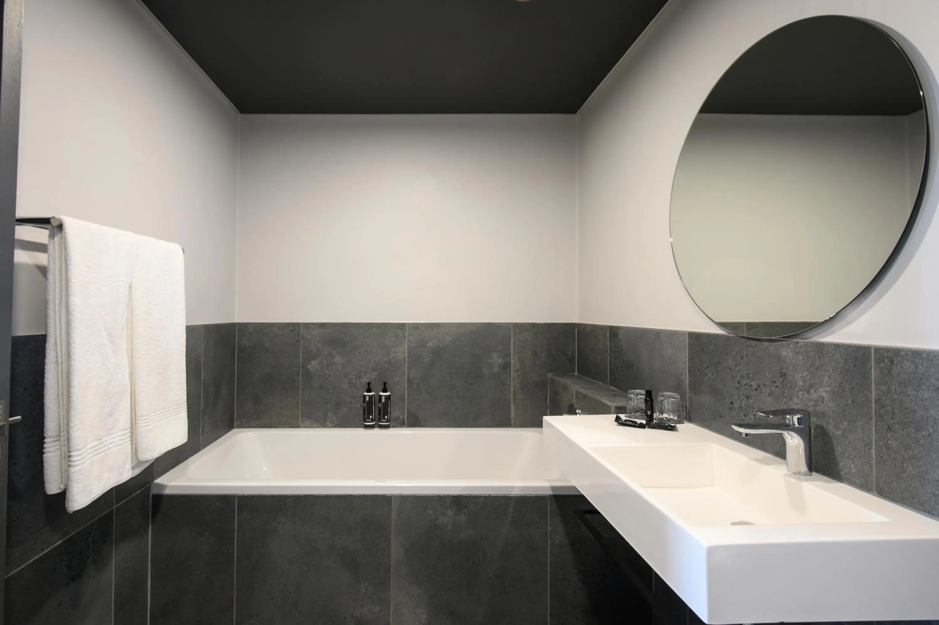 Bathroom in The Capital Mbombela