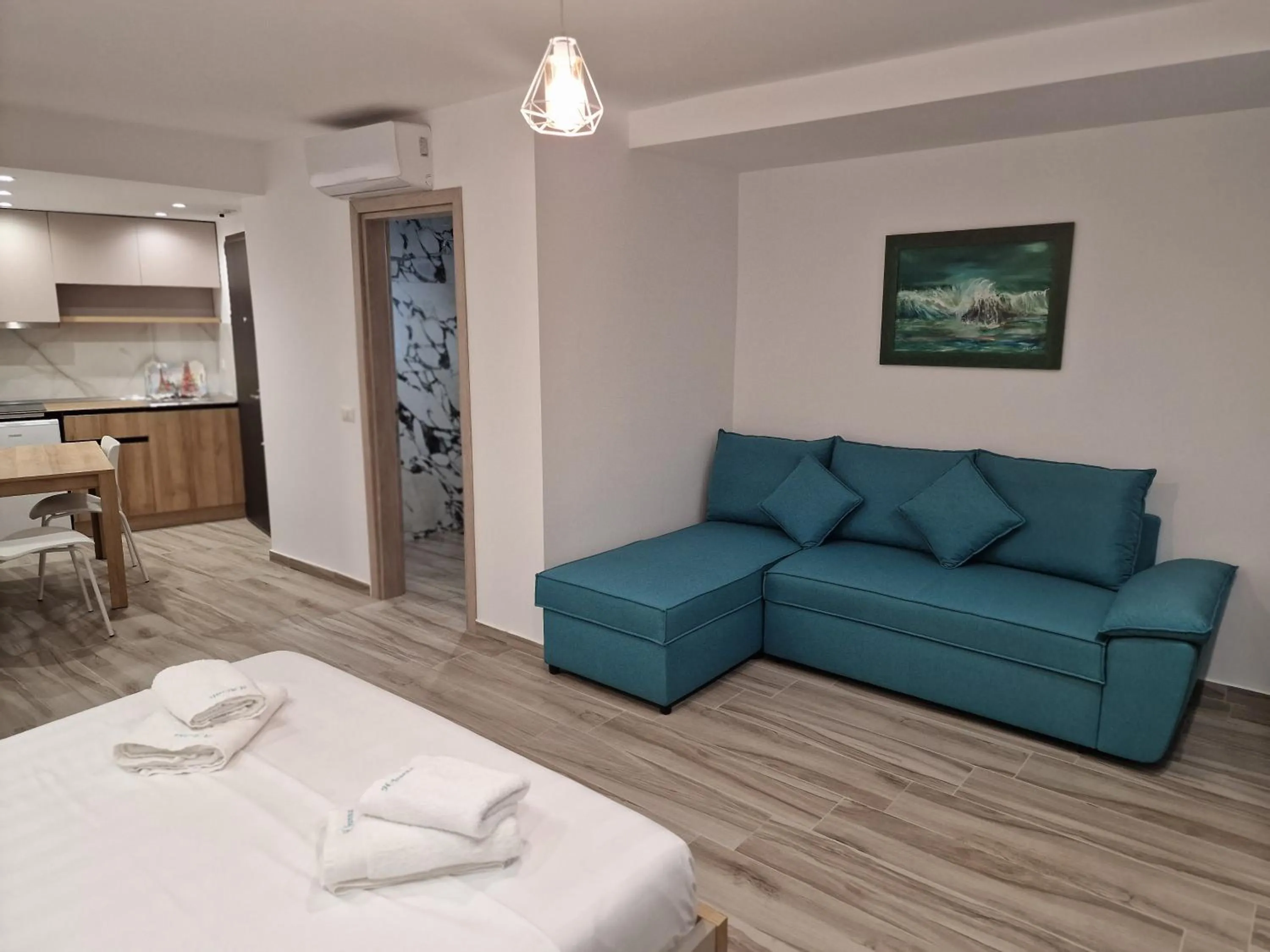 Living room in Joanna Suites