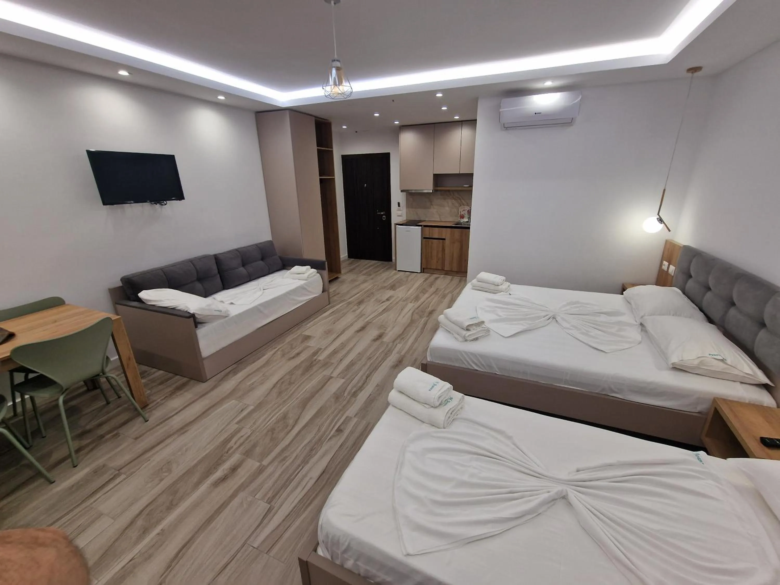 Bed in Joanna Suites