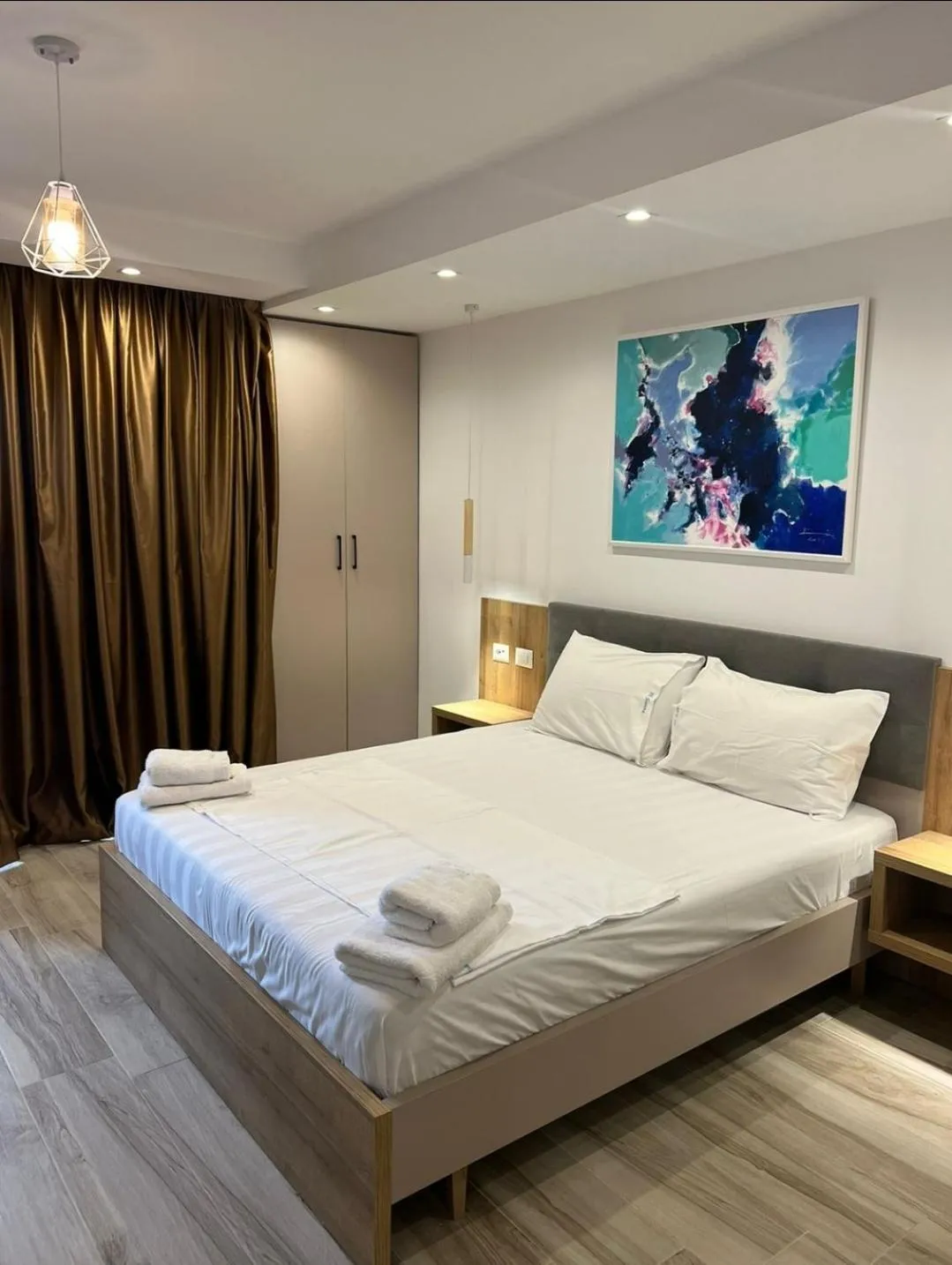 Photo of the whole room, Bed in Joanna Suites