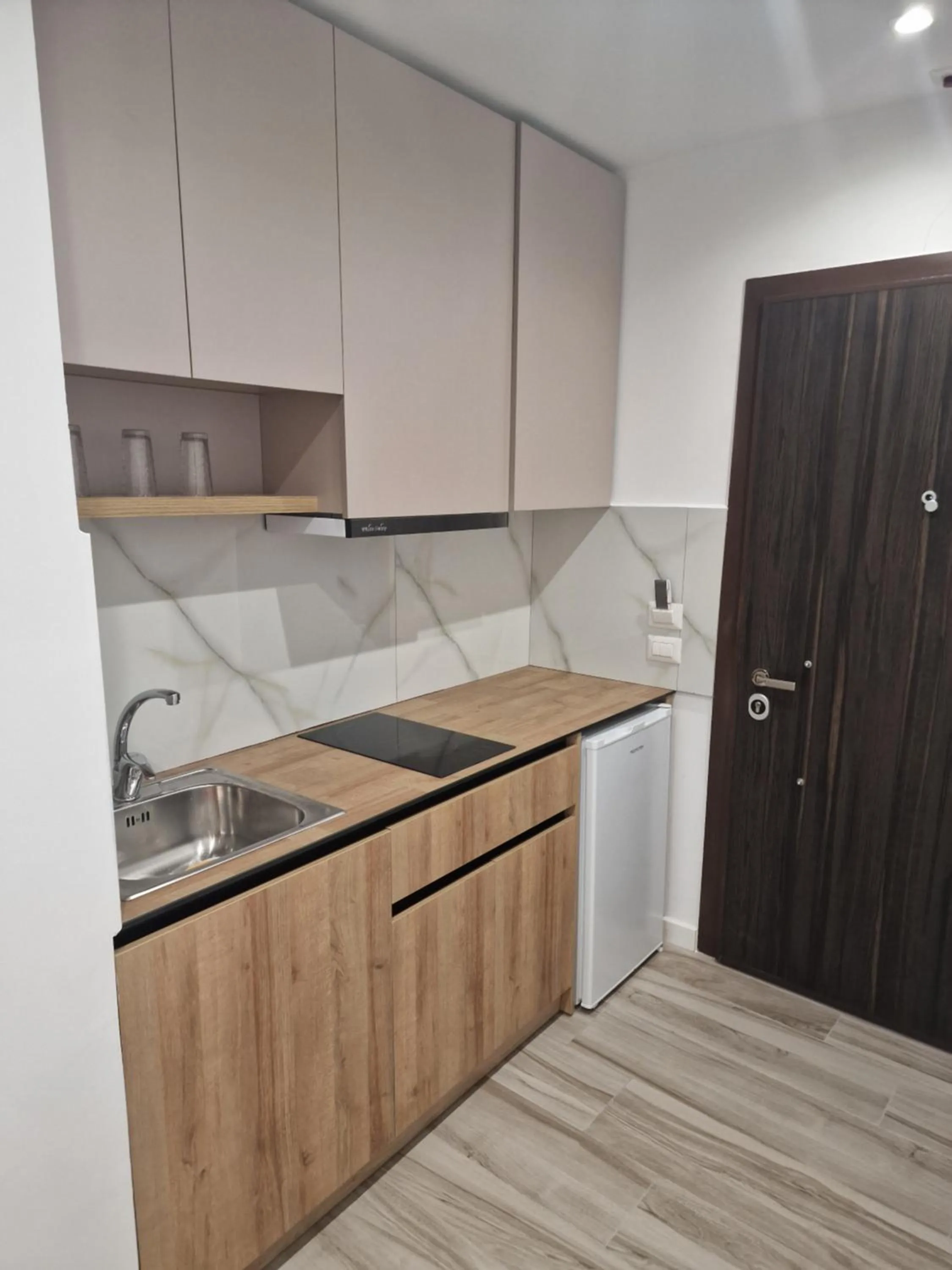 Kitchen or kitchenette in Joanna Suites