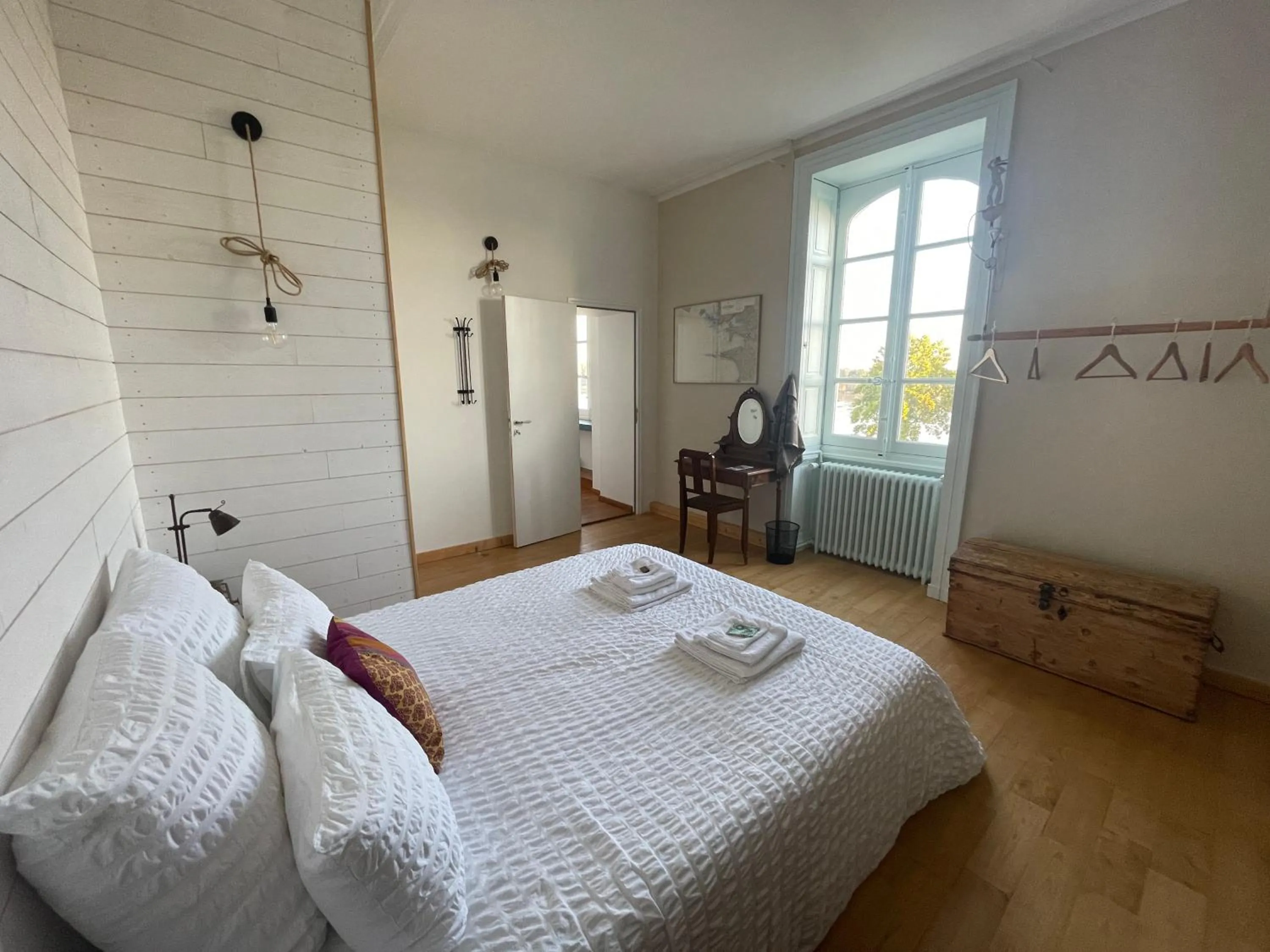 Photo of the whole room, Bed in La Houache Chambres d'Hôtes