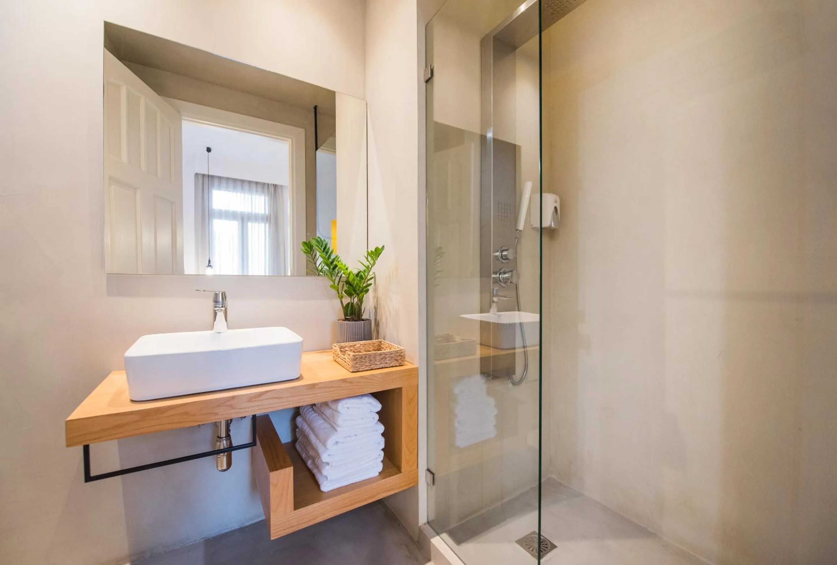 Bathroom in MONK Monastiraki Suites