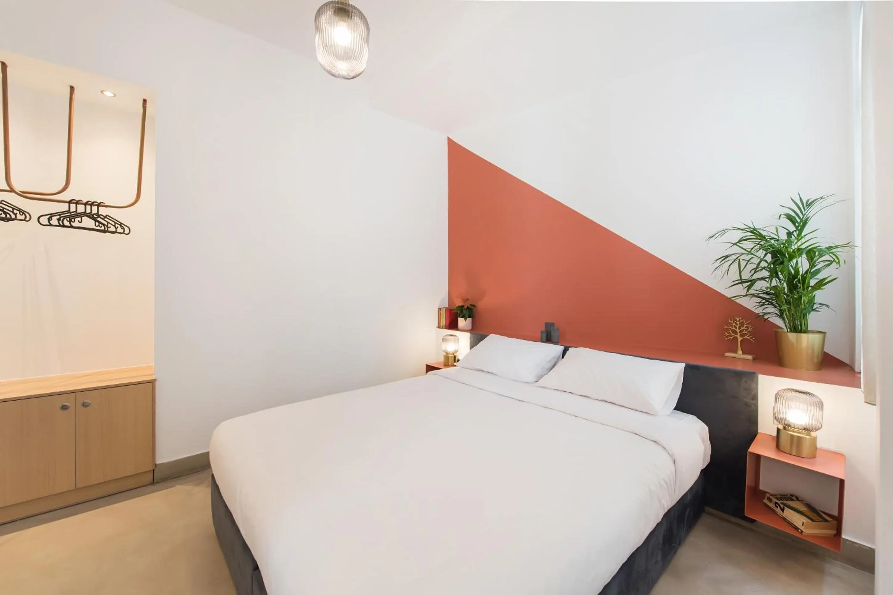 Bed in MONK Monastiraki Suites