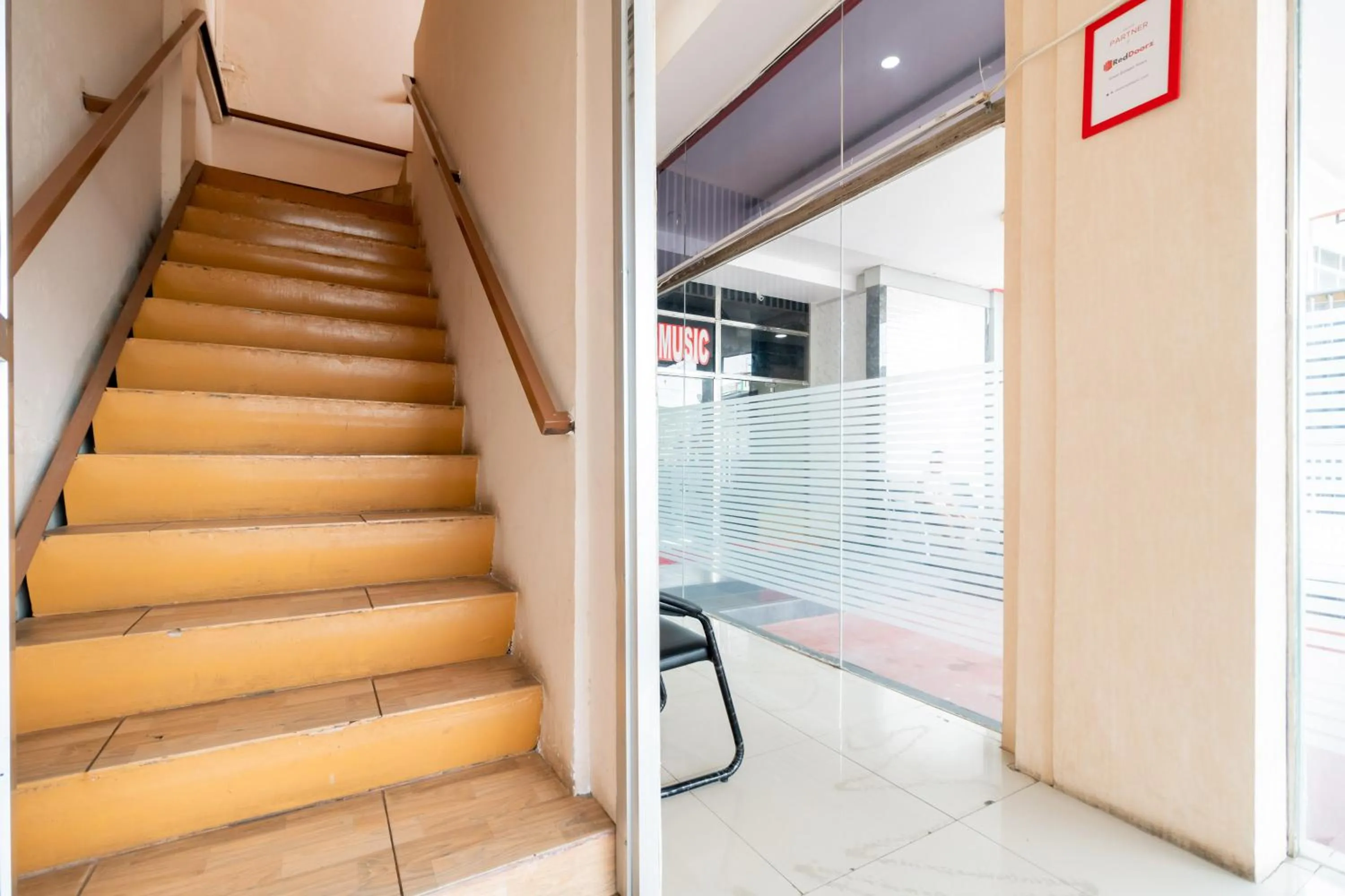 Floor plan in RedDoorz Syariah near RS Mata Padang