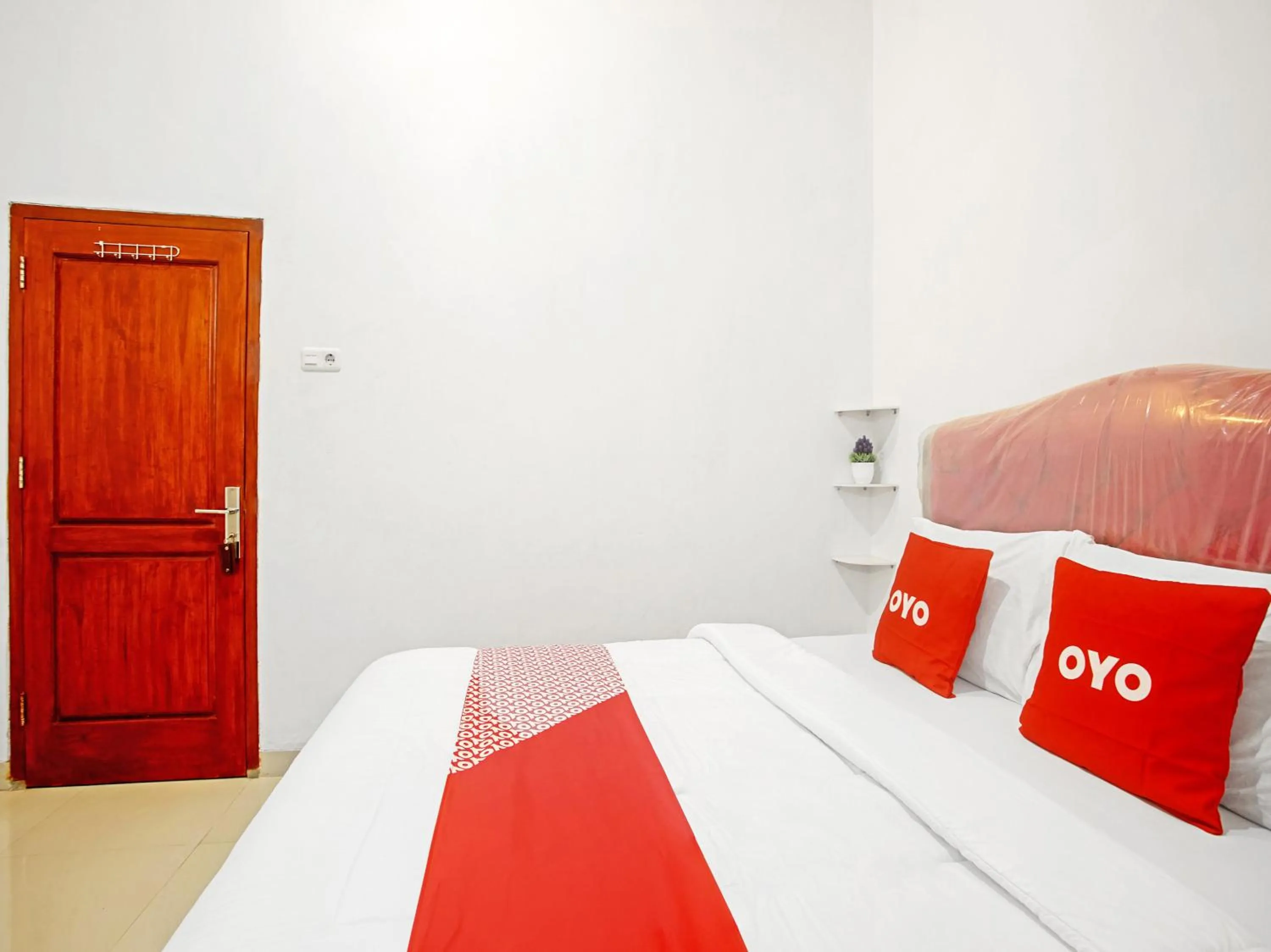 Bedroom, Bed in OYO Life 90587 Domen Homestay Syariah