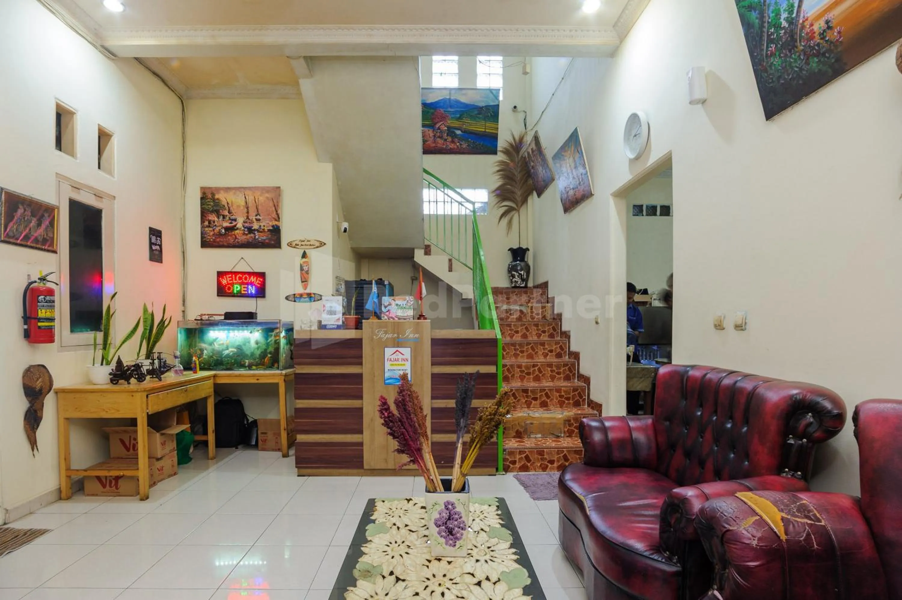 Lobby or reception in OYO 90594 Fajar Inn