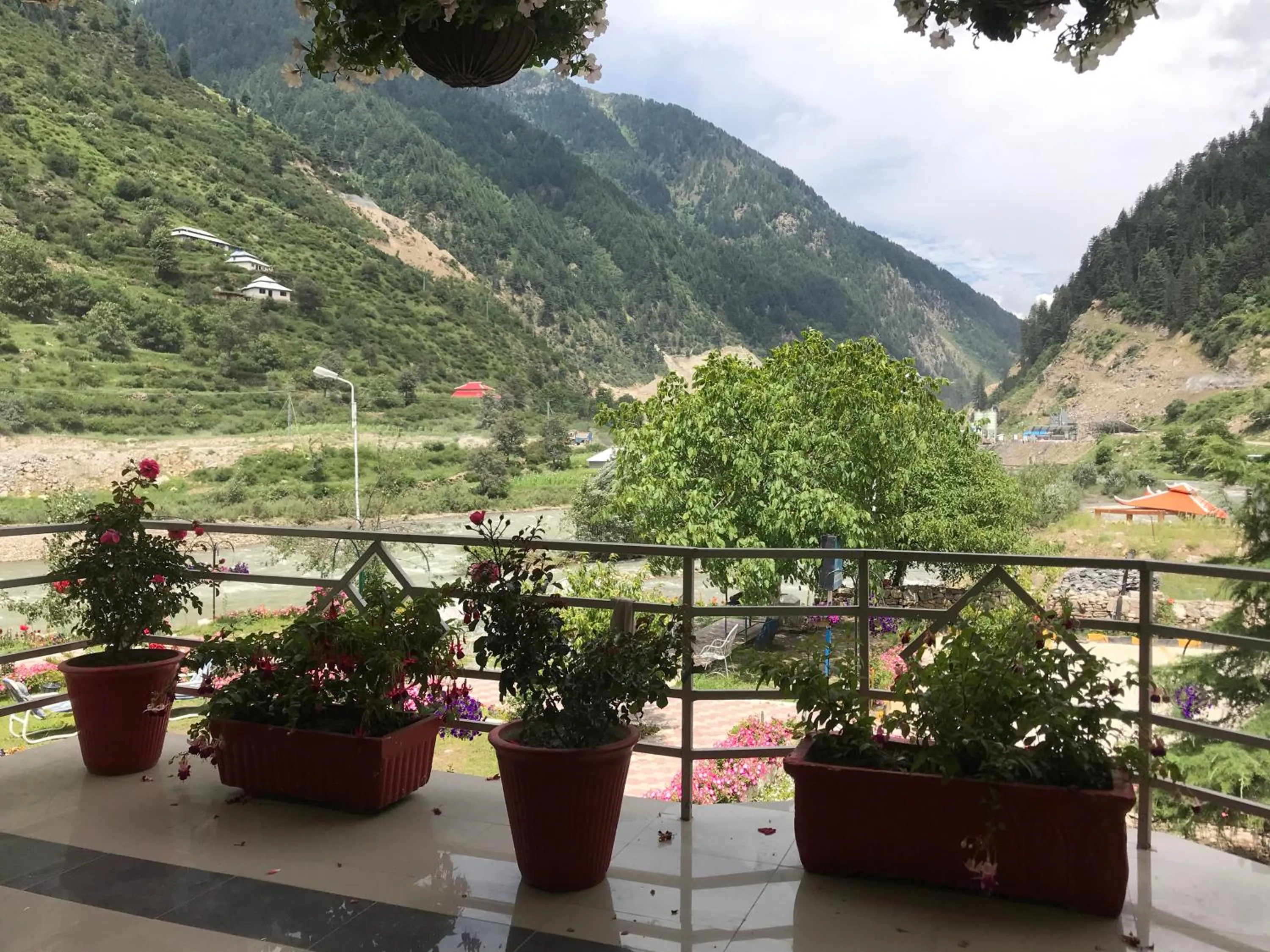 Balcony/Terrace in Parhena Cottages Bella Naran