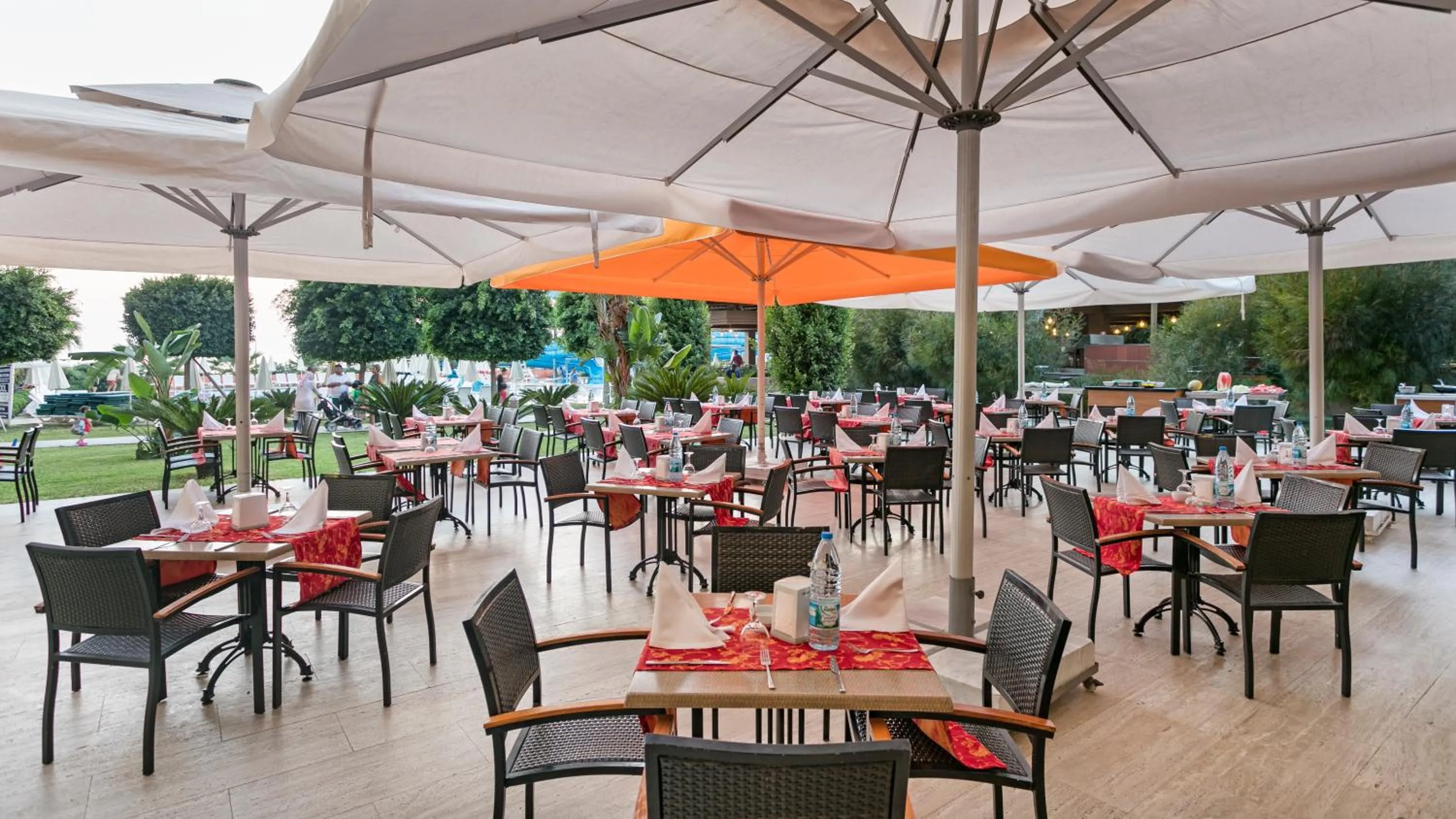 Restaurant/places to eat in Özkaymak Select Resort