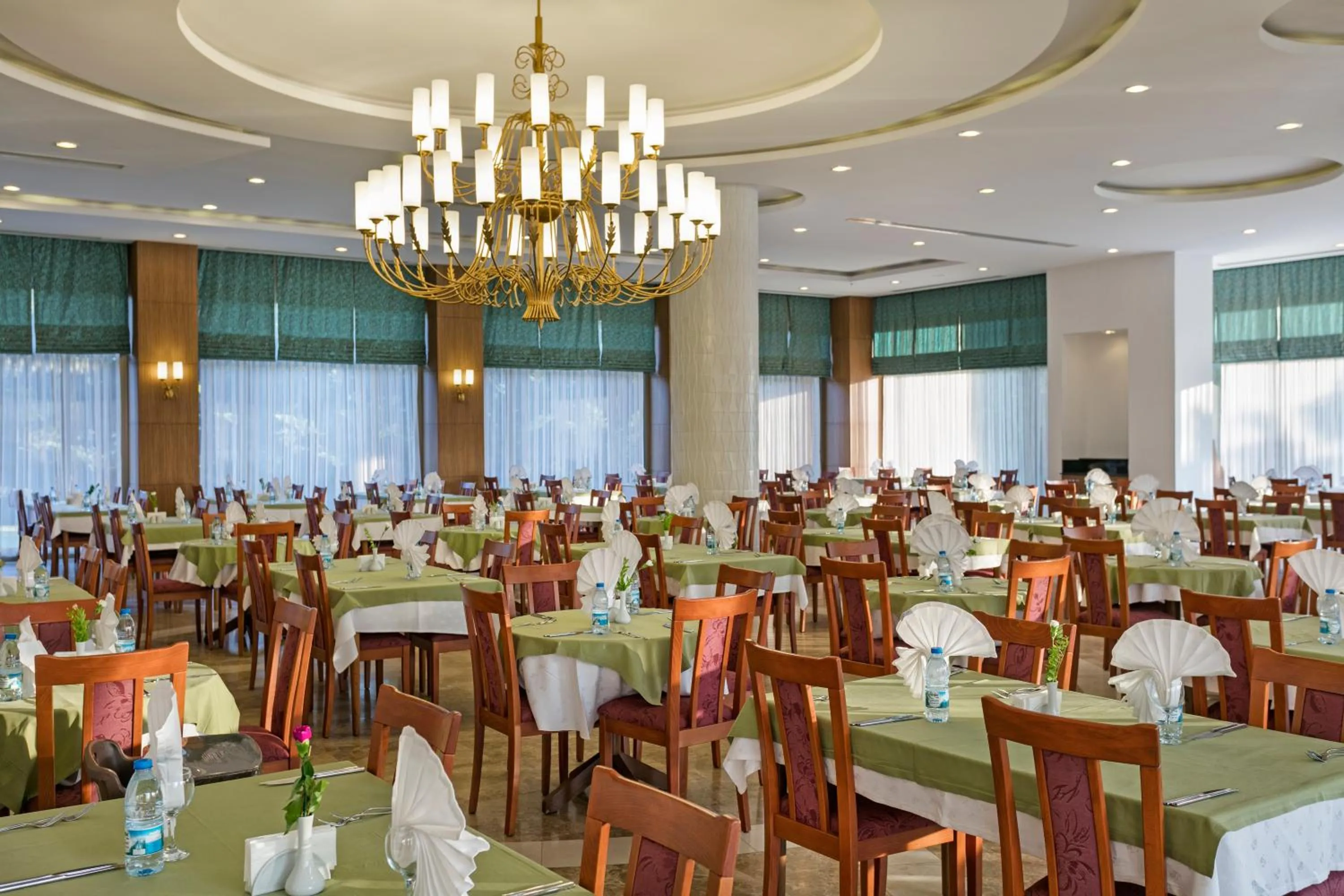 Restaurant/places to eat in Özkaymak Select Resort