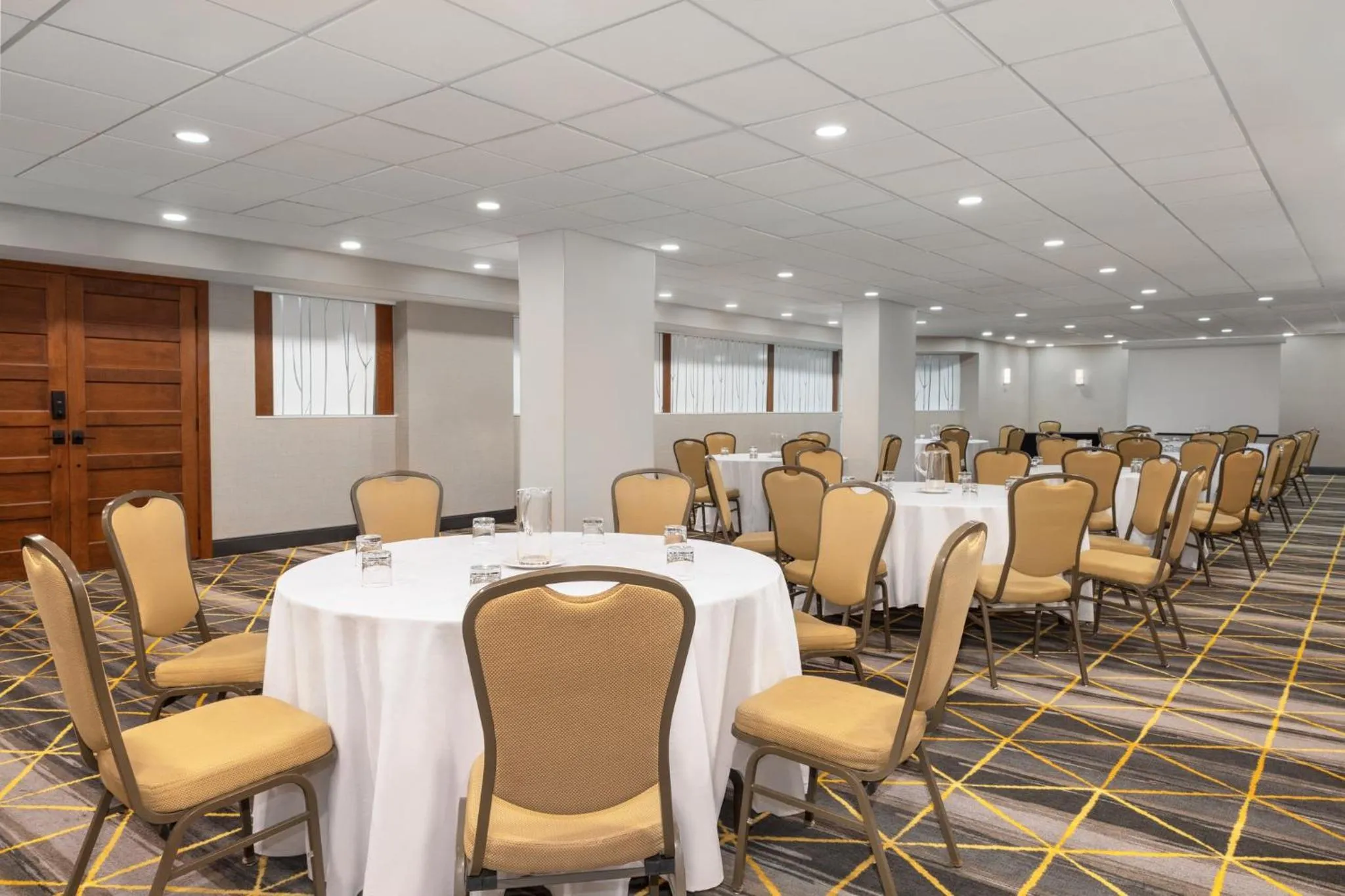 Meeting/conference room in Holiday Inn Toronto Downtown Centre by IHG