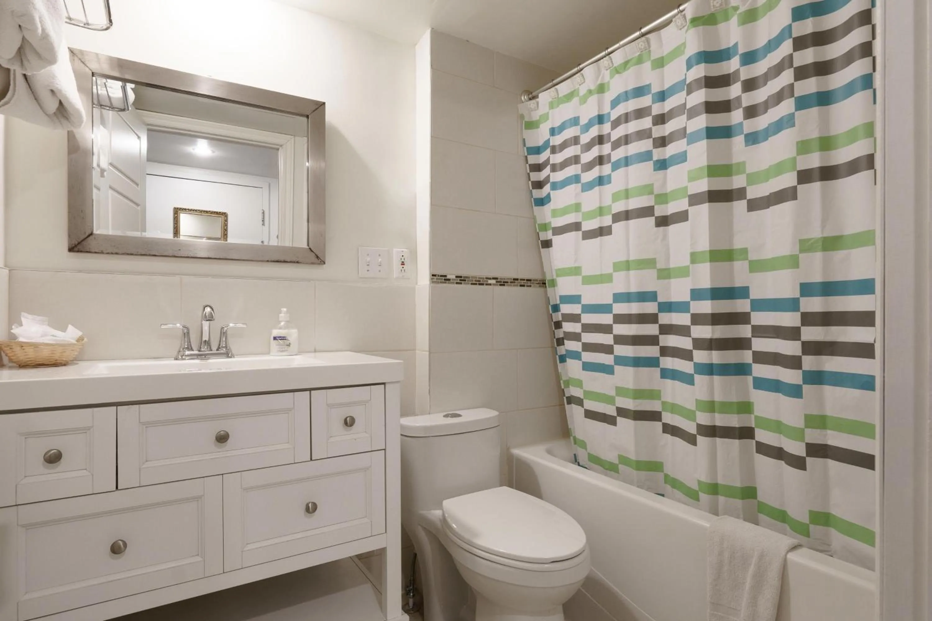 Bathroom in Hotel Auberge Manoir Ville Marie