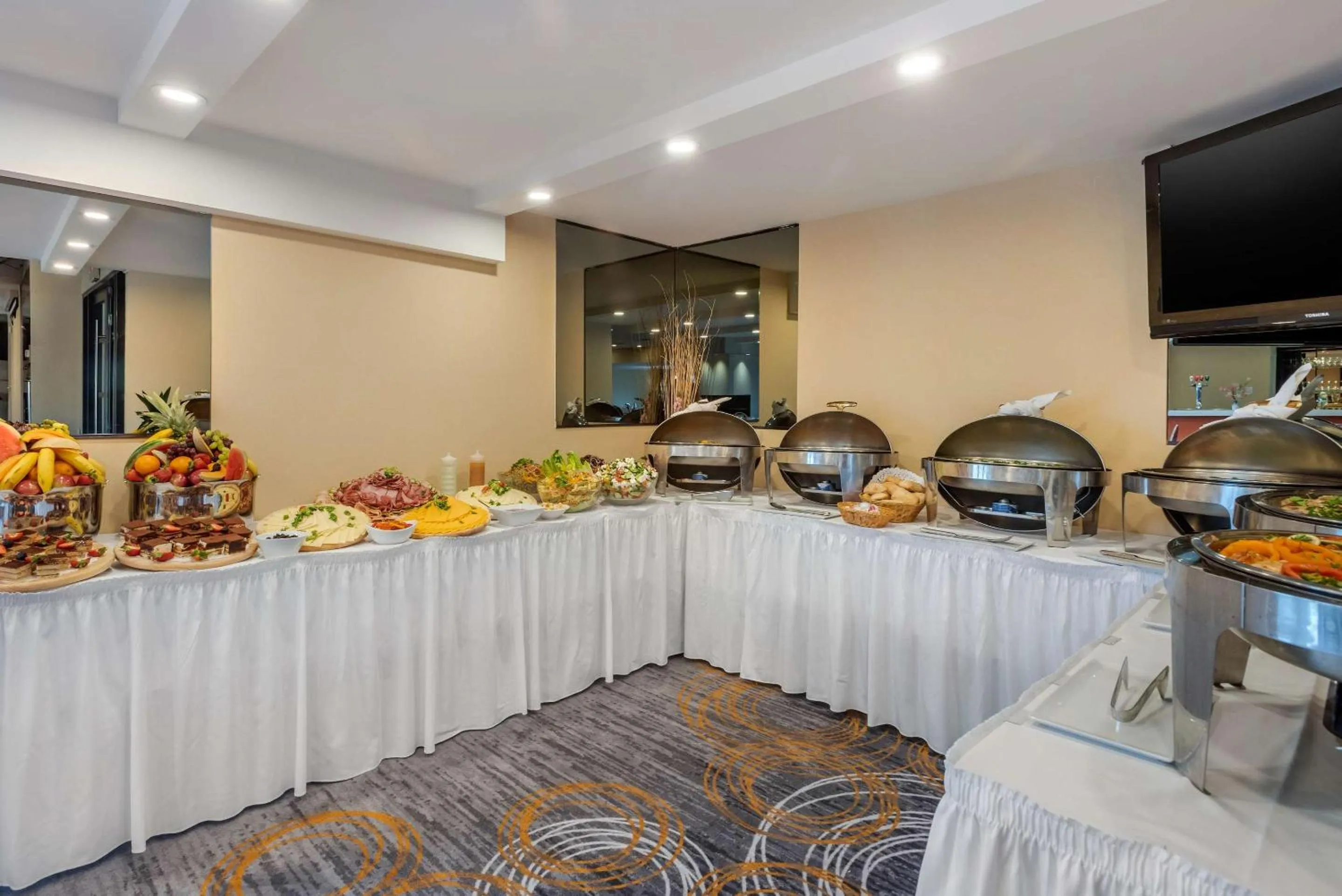 Meeting/conference room in Quality Hotel Dorval Aeroport