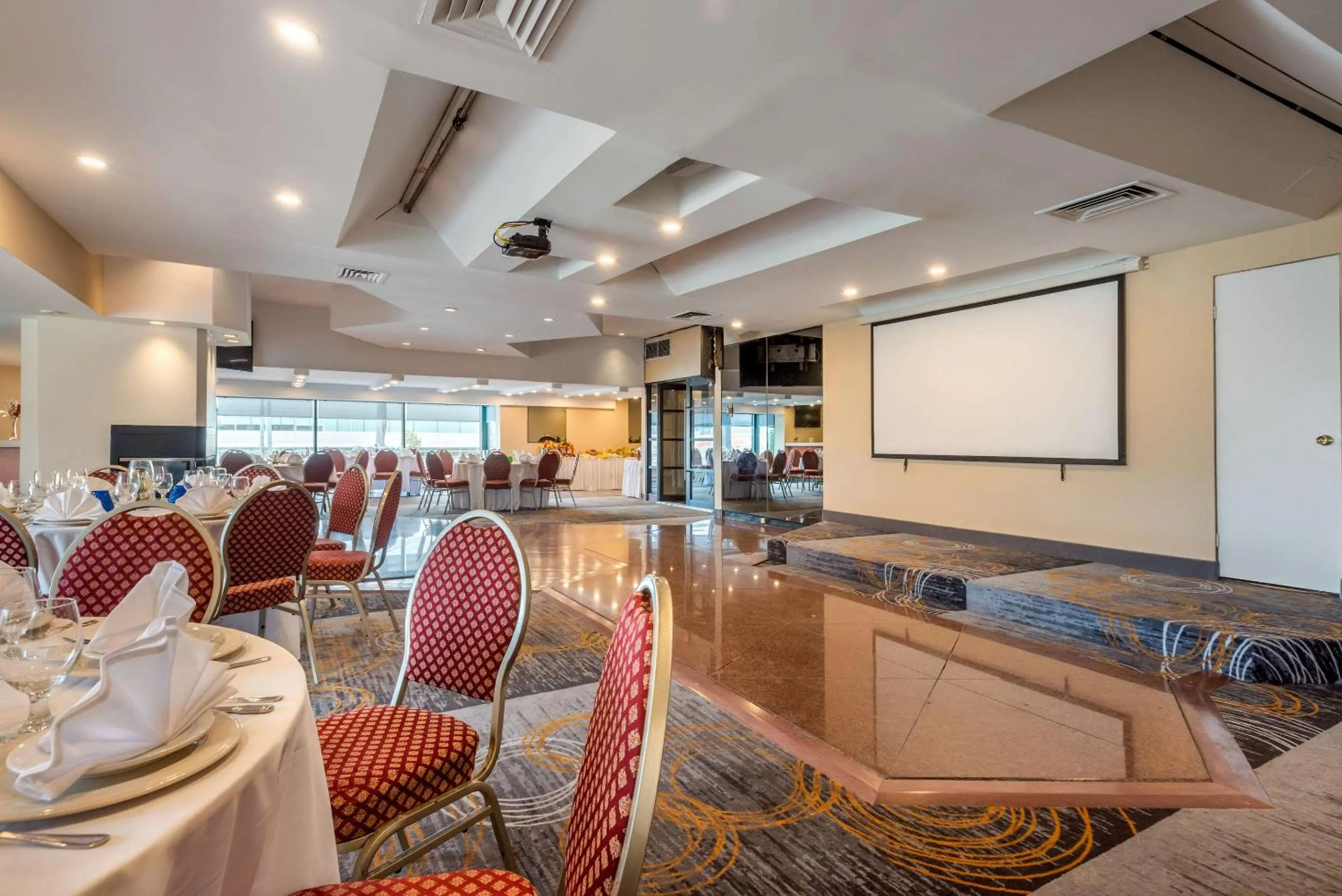 Meeting/conference room in Quality Hotel Dorval Aeroport