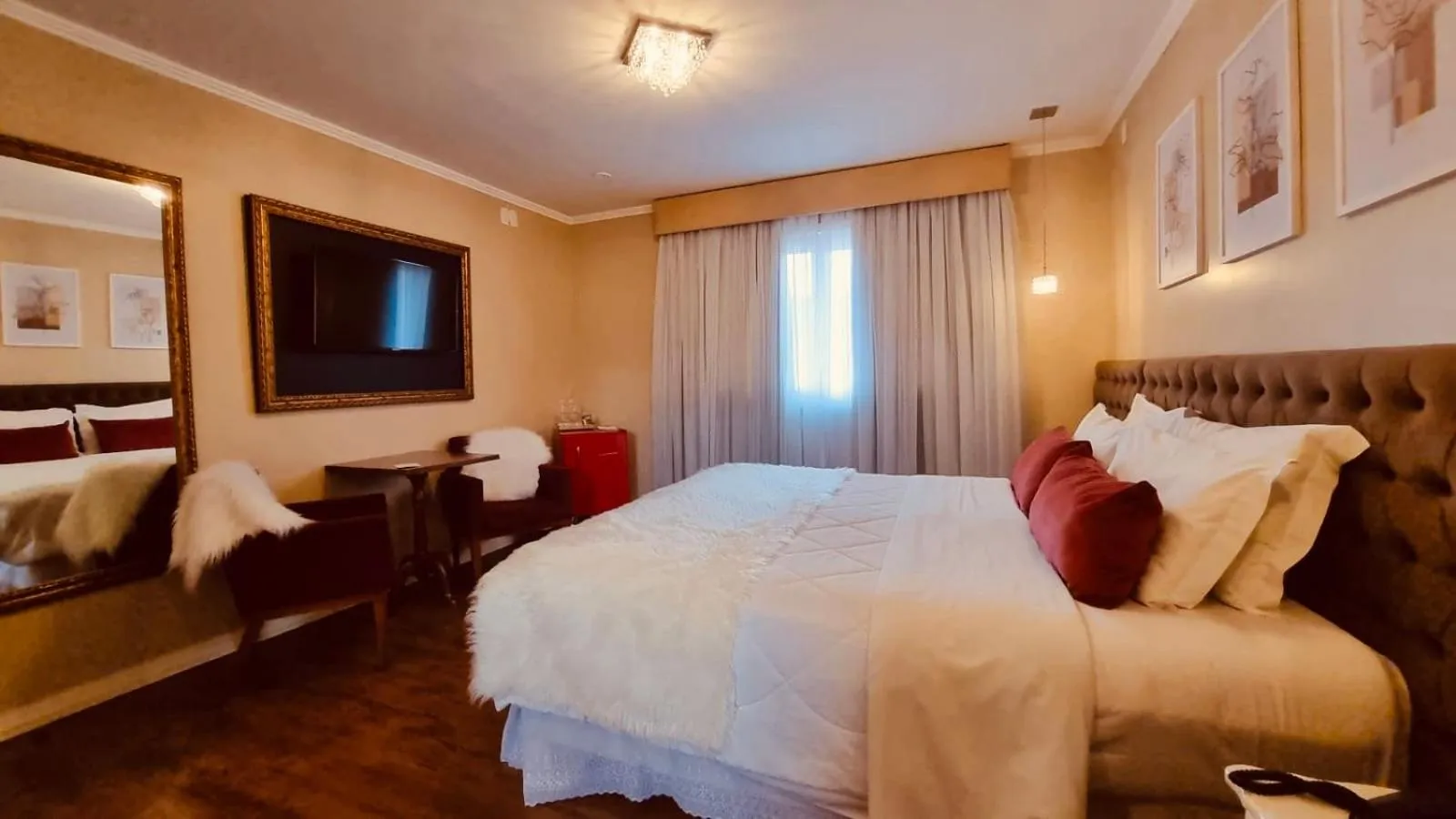 Photo of the whole room, Bed in Pousada Quinta do Vale