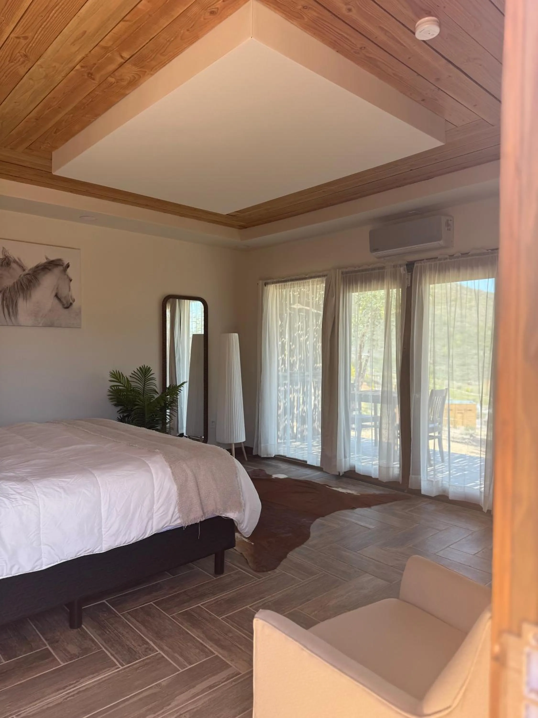 Bedroom, Bed in Maple Resort