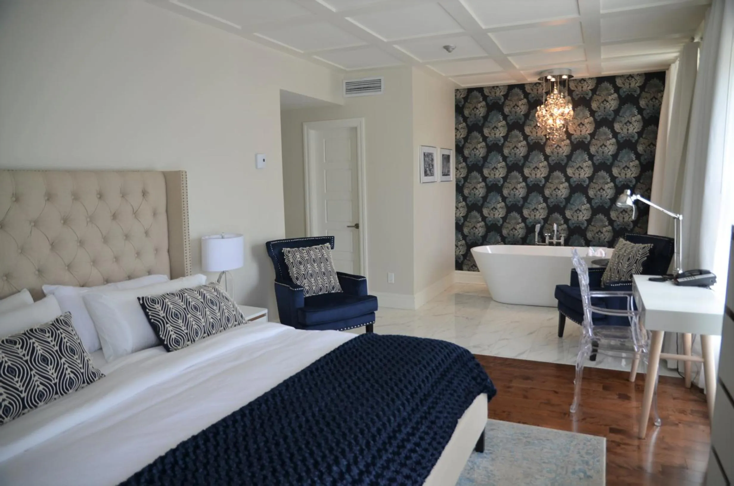 Bed in Auberge de La Fontaine