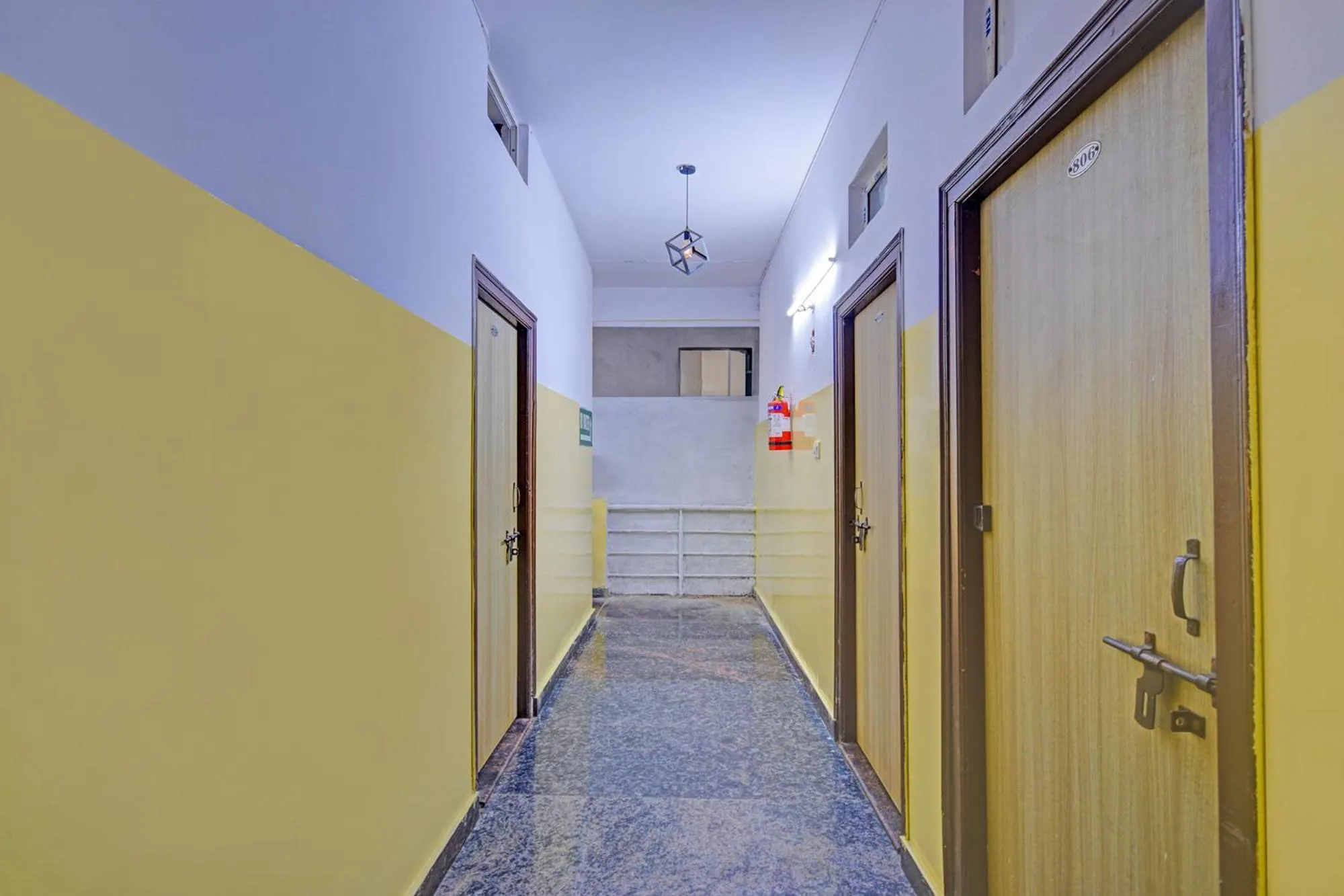 Lobby or reception in FabHotel Mohith Gokul