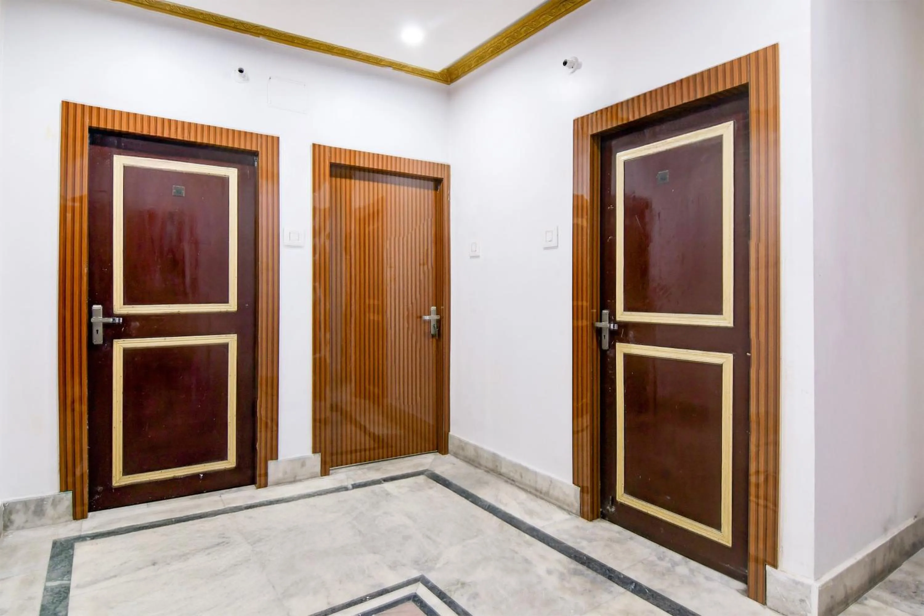 Lobby or reception in Super Hotel Continental Restuarant & Cafe