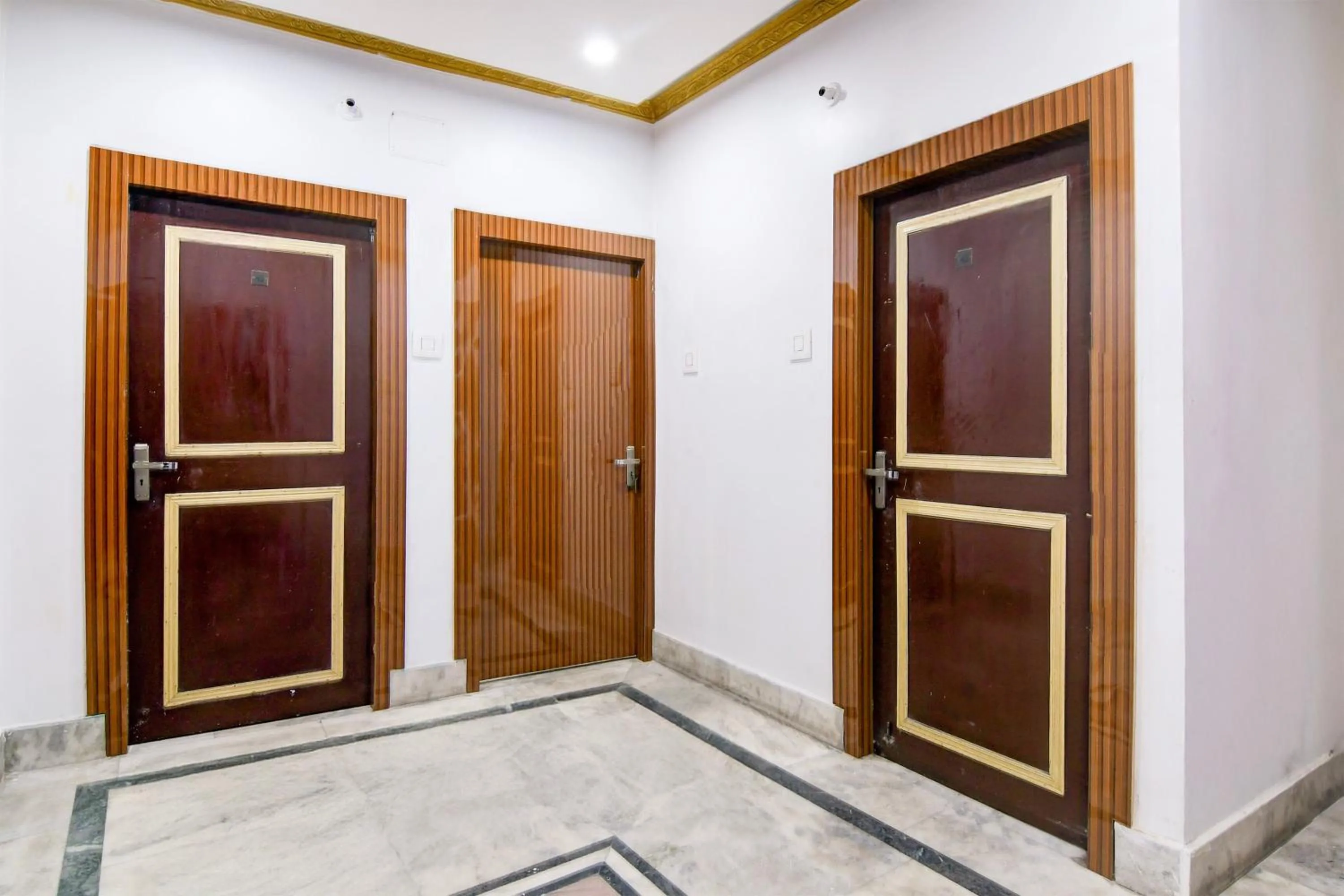 Lobby or reception in Super Hotel Continental Restuarant & Cafe