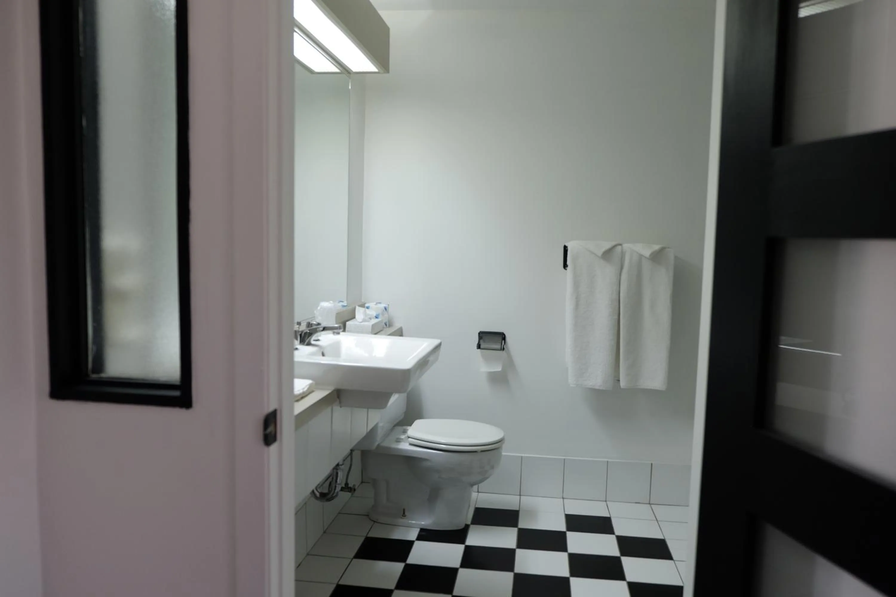 Bathroom in Auberge La Camarine