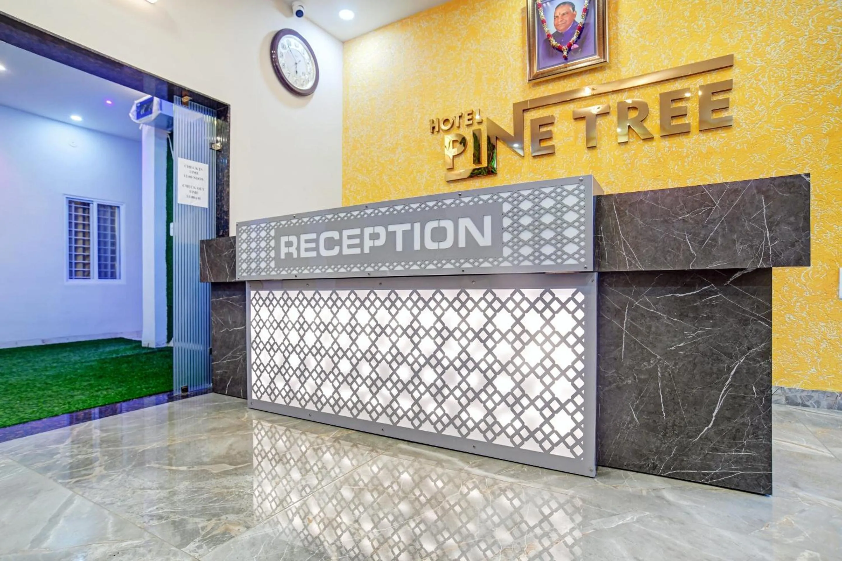 Lobby or reception in Super Townhouse Pine Tree