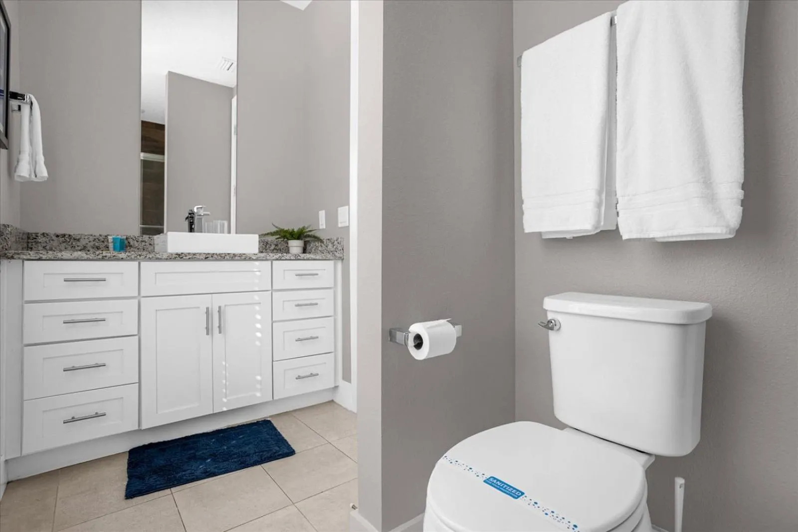 Bathroom in Magical Vacation Home 3 min from Disney