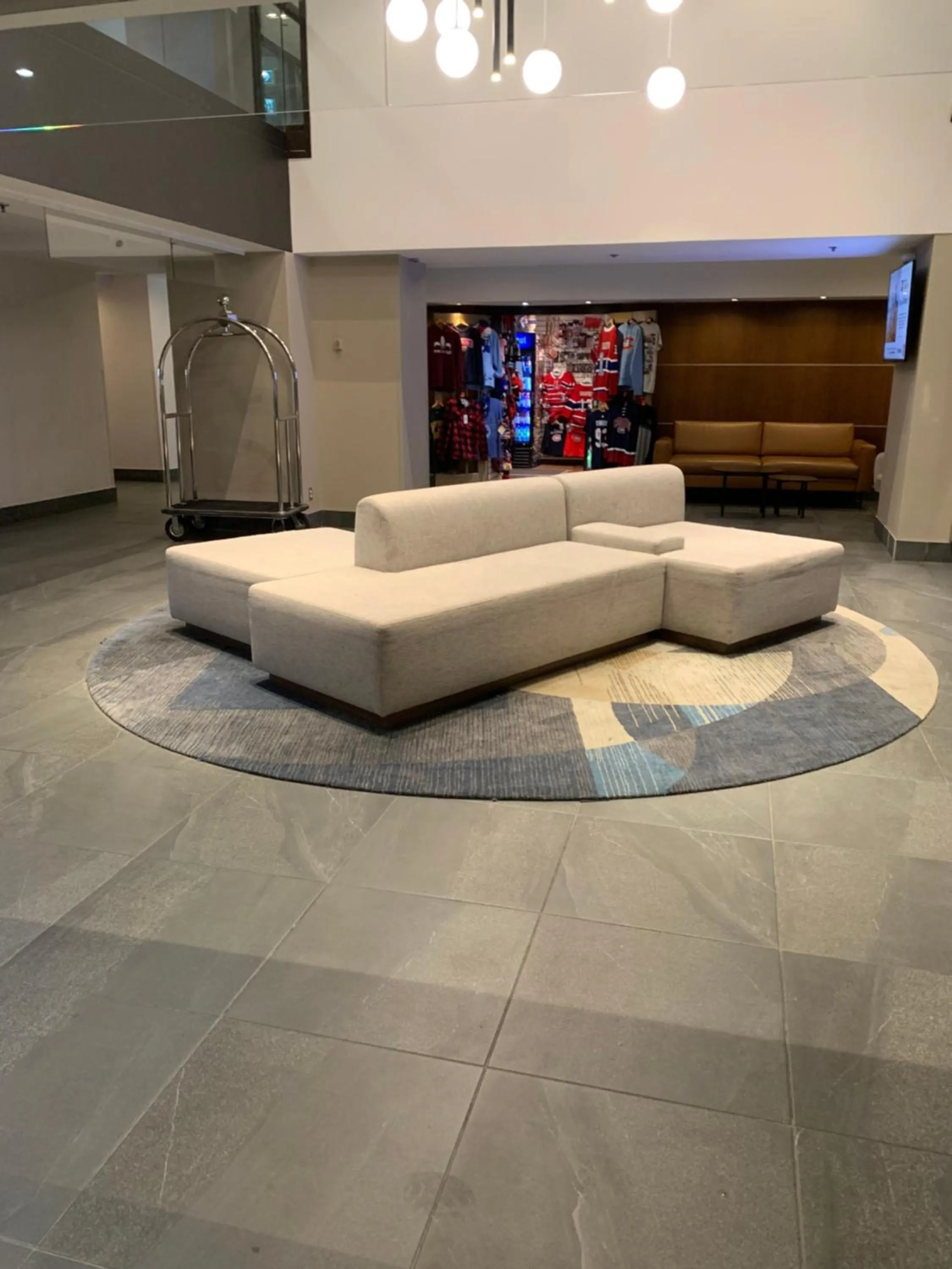 Lobby or reception in Best Western Plus Montreal Downtown- Hotel Europa