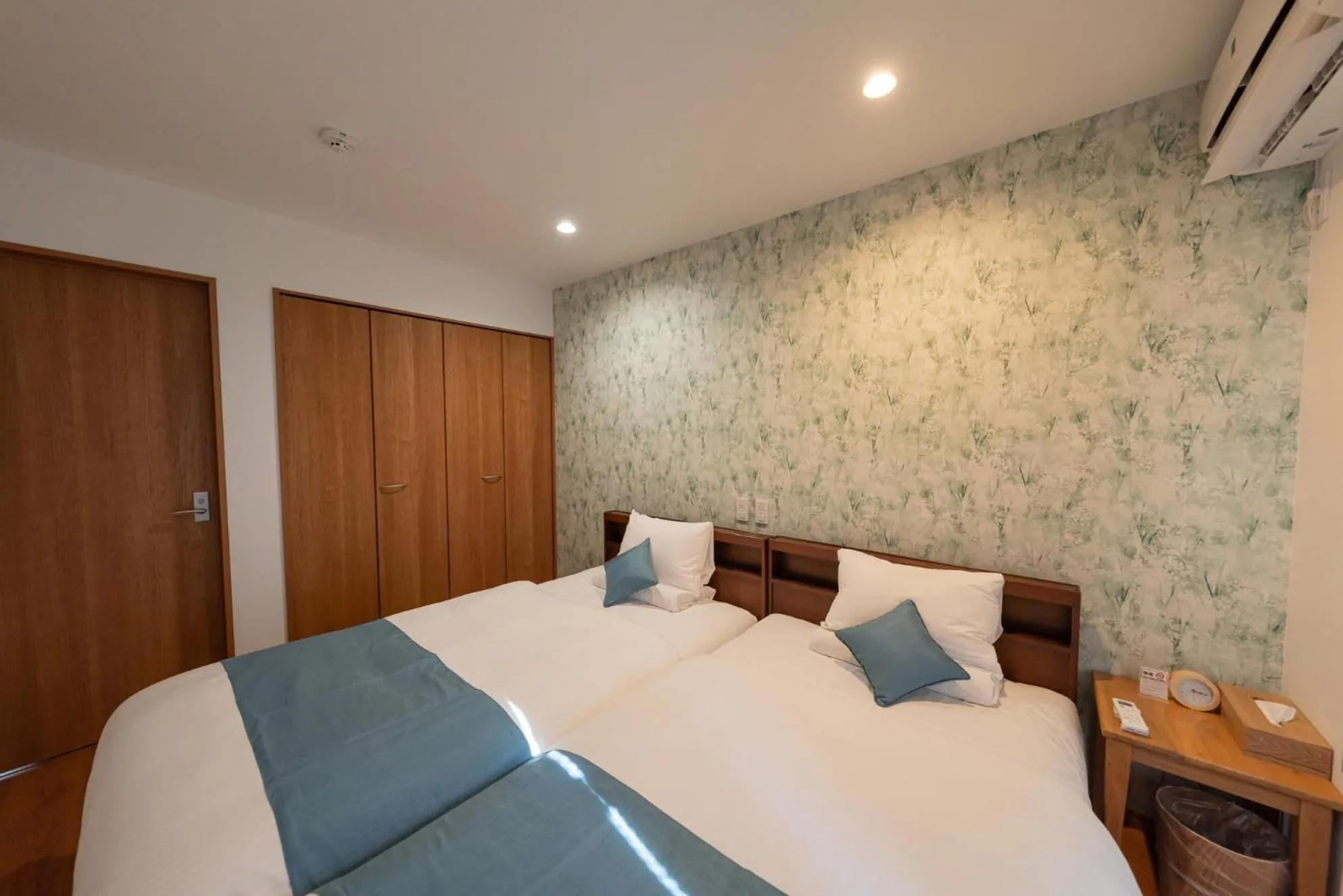 Bed in Villa Capri Miyakojima