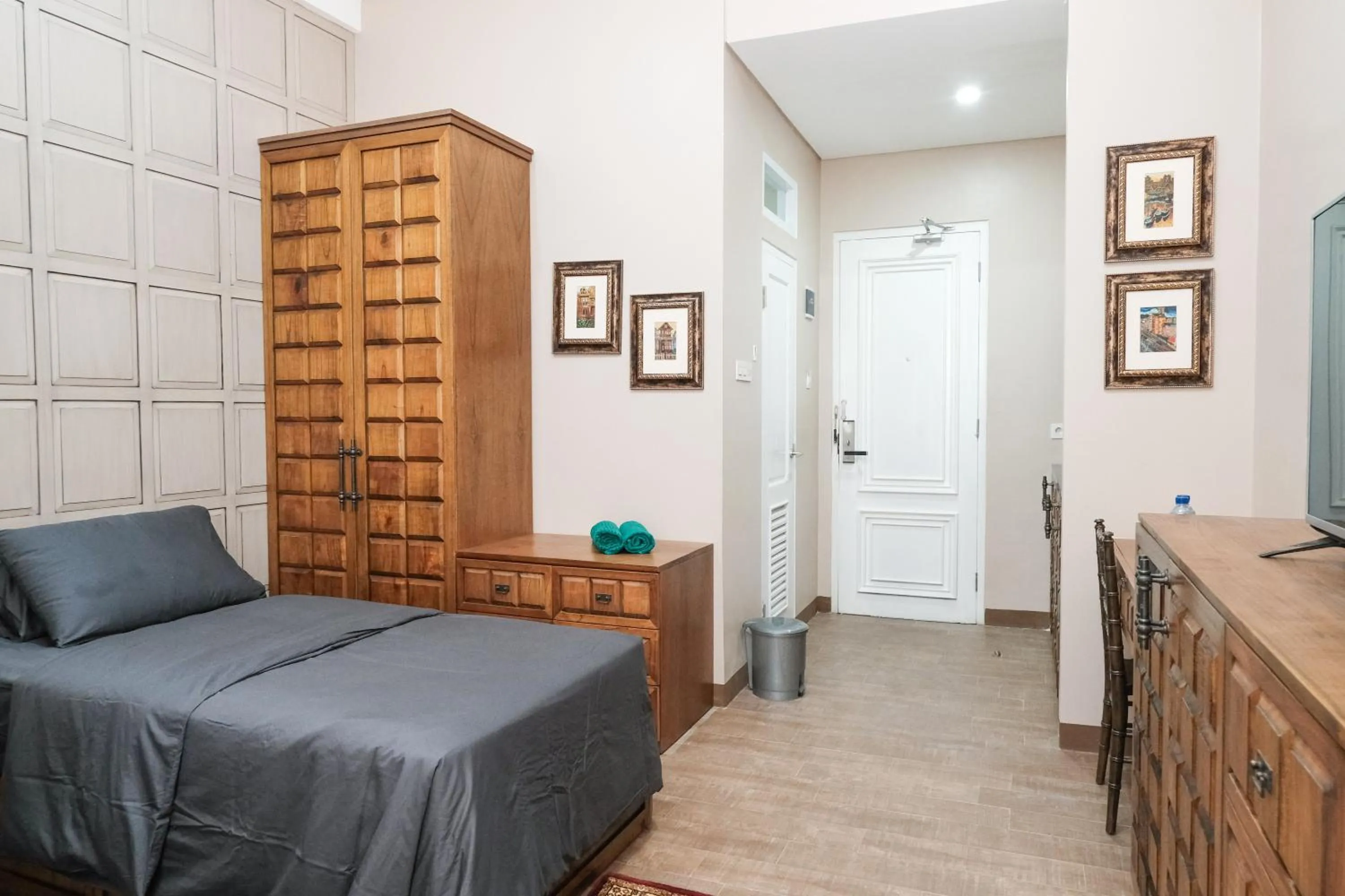 Bedroom, Bed in Nonies Huis Cibubur